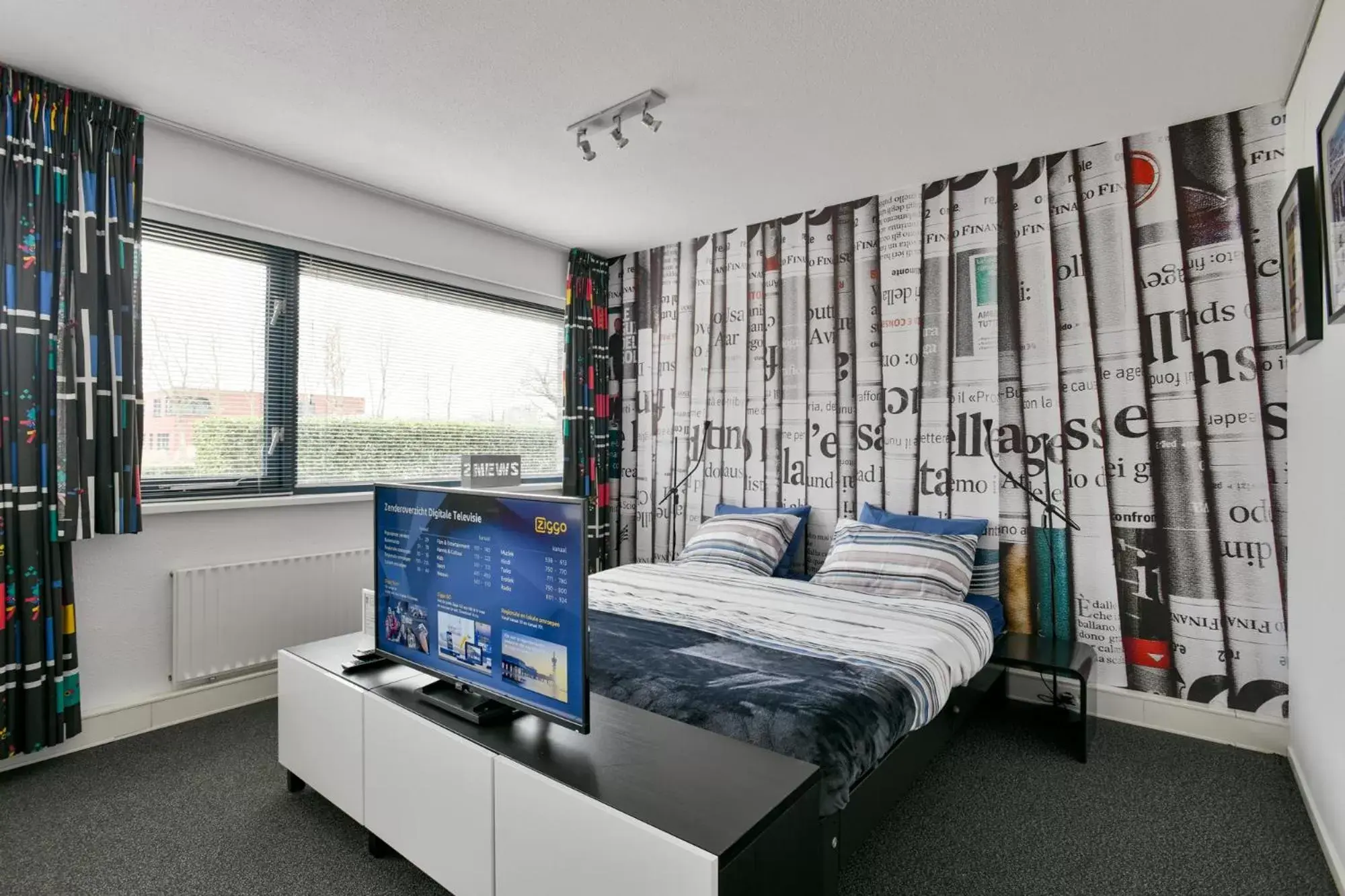 Deluxe Double Room in BEDbijPET Deluxe Double Room in BEDbijPET