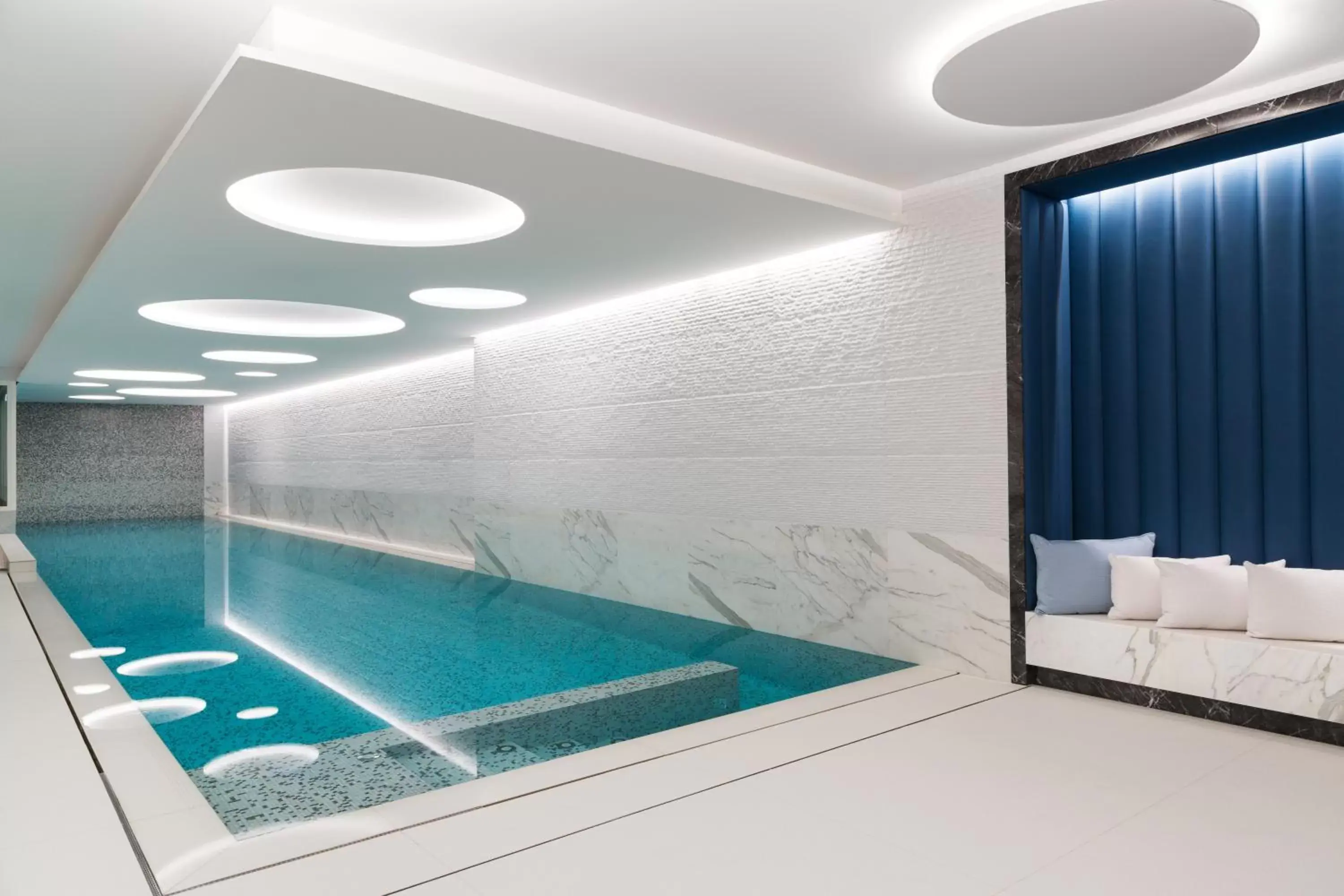 Swimming Pool in The Woodward - an Oetker Collection Hotel