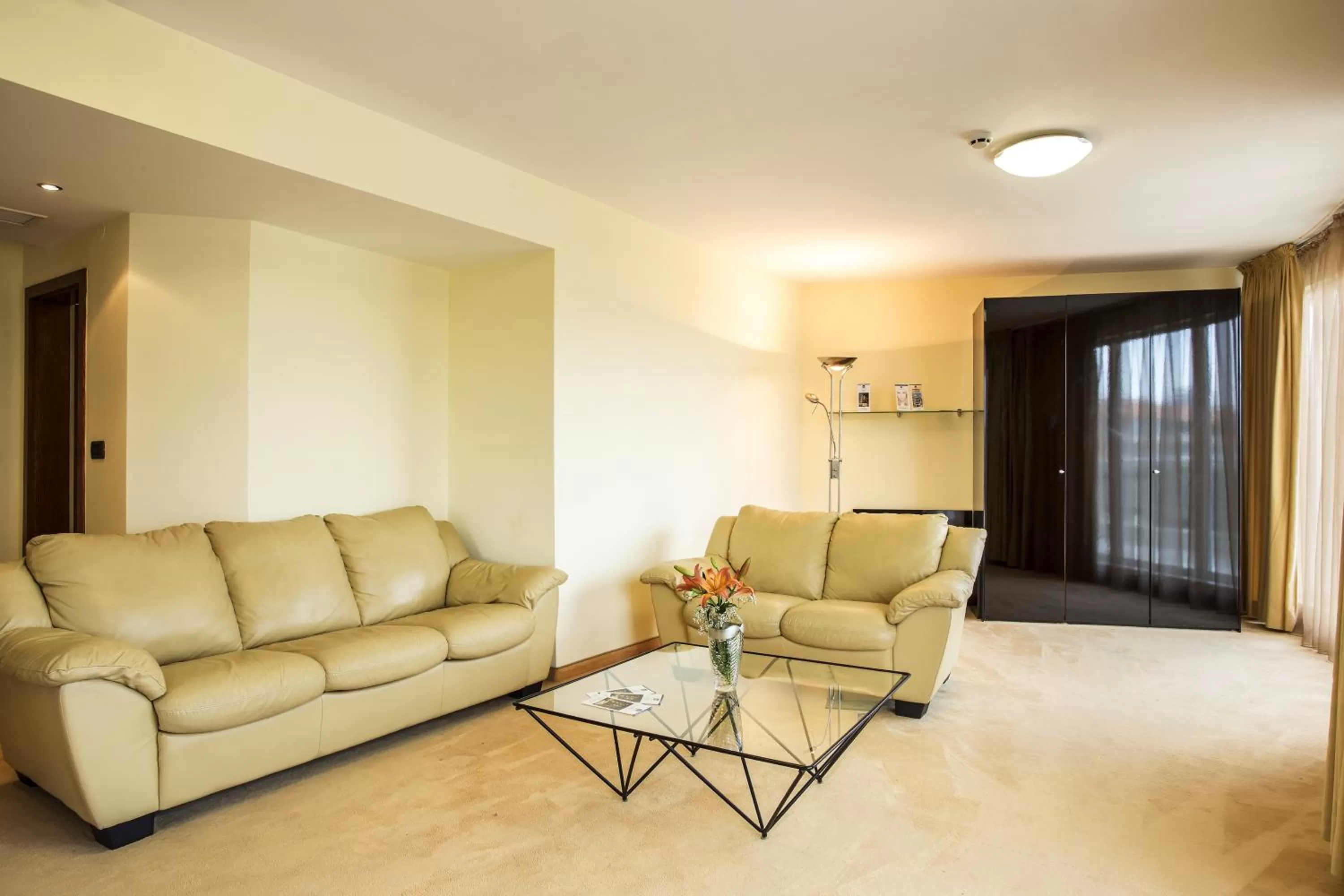 Living room in Europe Hotel