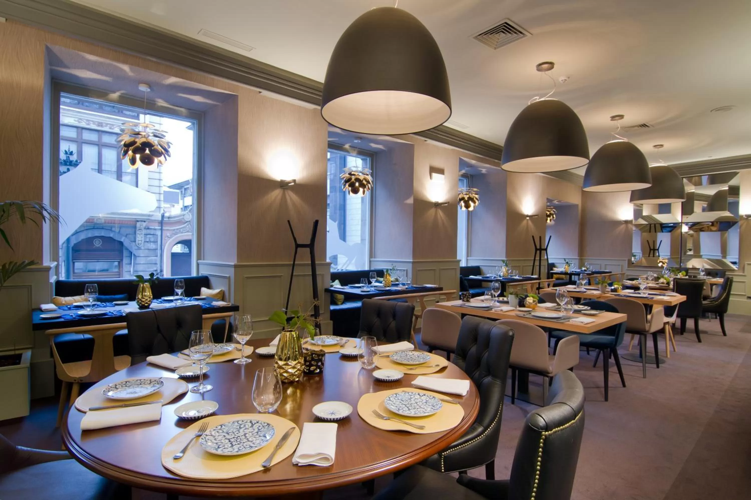 Restaurant/places to eat in Gran Hotel España