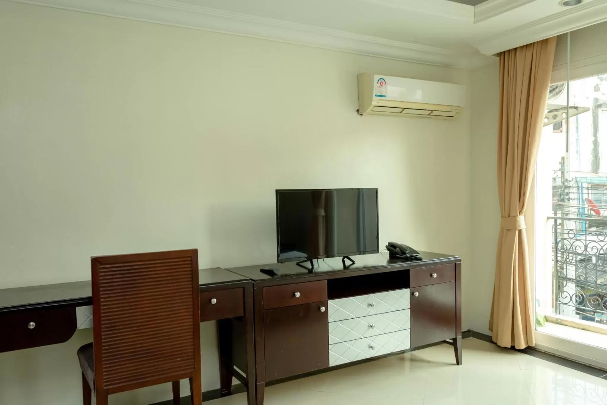 Coffee/tea facilities in Ivory Palace Hotel