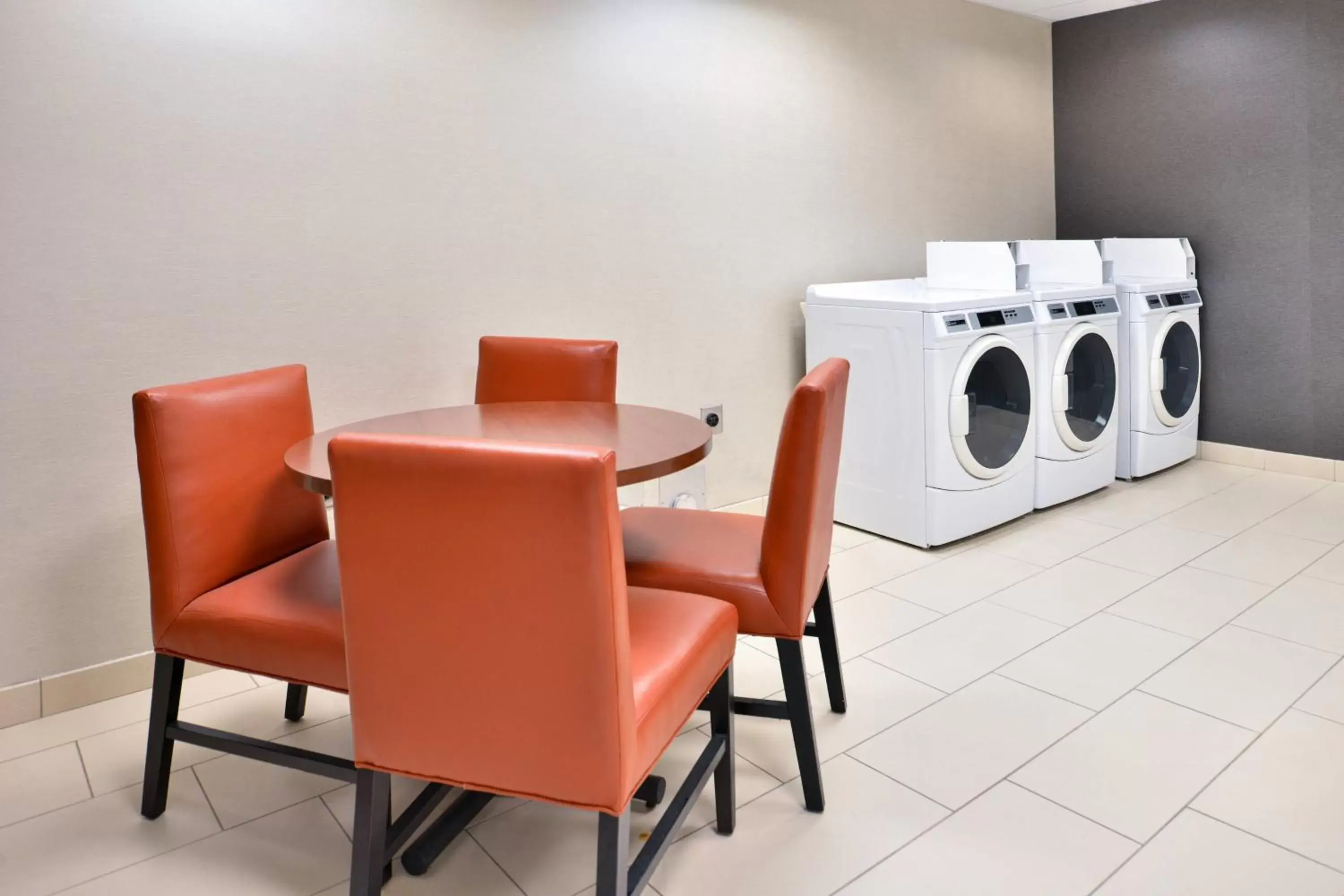 Other, Dining Area in Residence Inn by Marriott Coralville