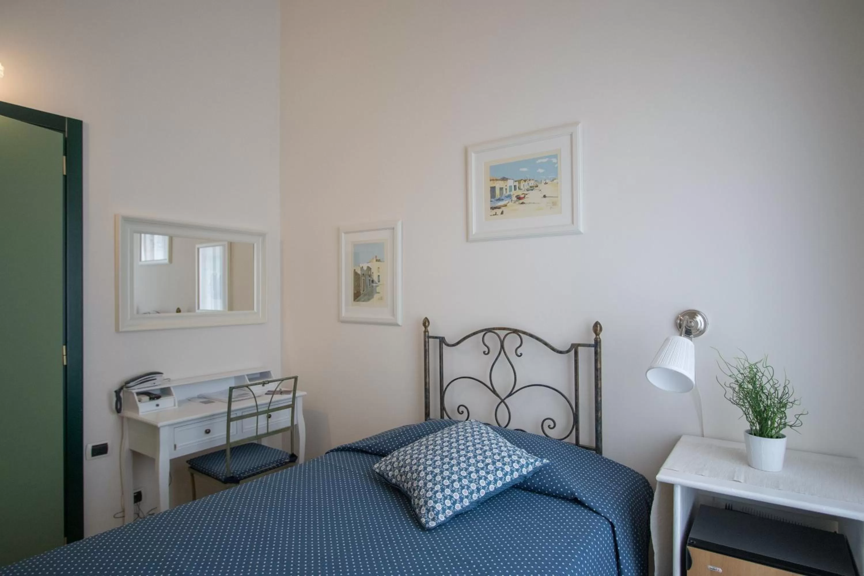 Photo of the whole room, Bed in Hotel Posta