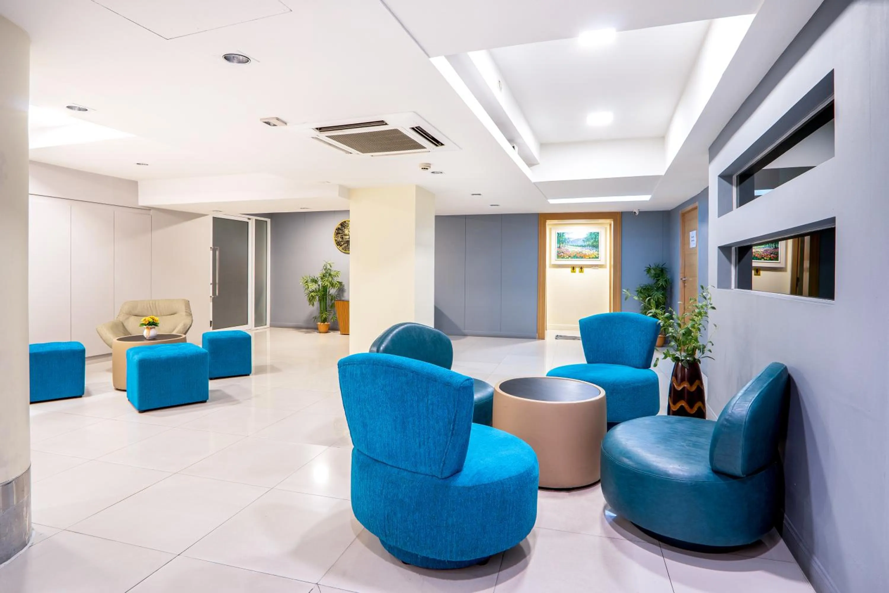 Lobby or reception in Grand Alpine Hotel