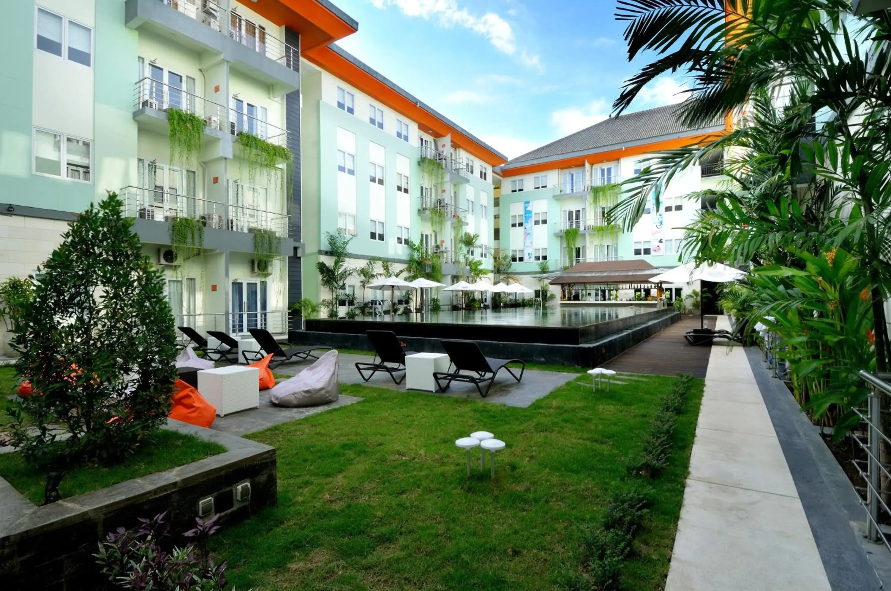 Garden in HOTEL and RESIDENCES Riverview Kuta - Bali (Associated HARRIS)