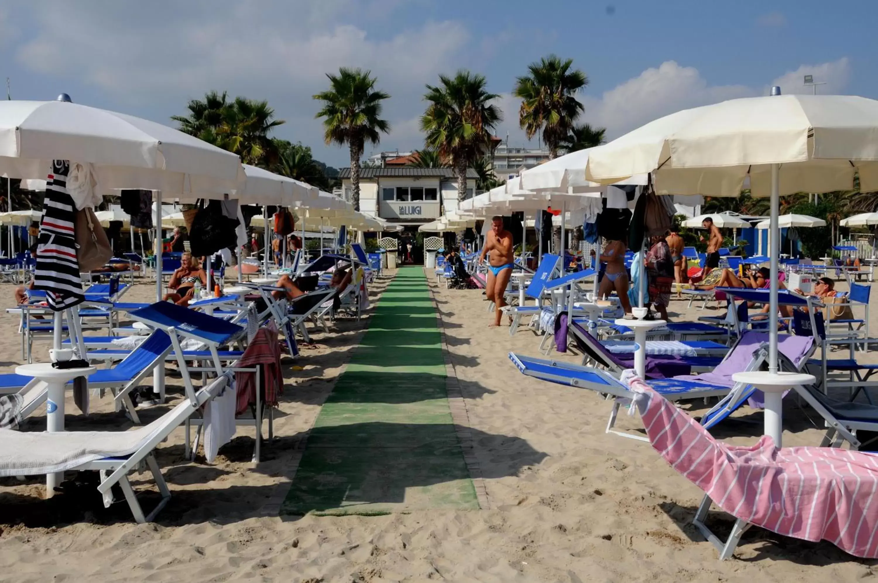 Beach in La casa di Luna