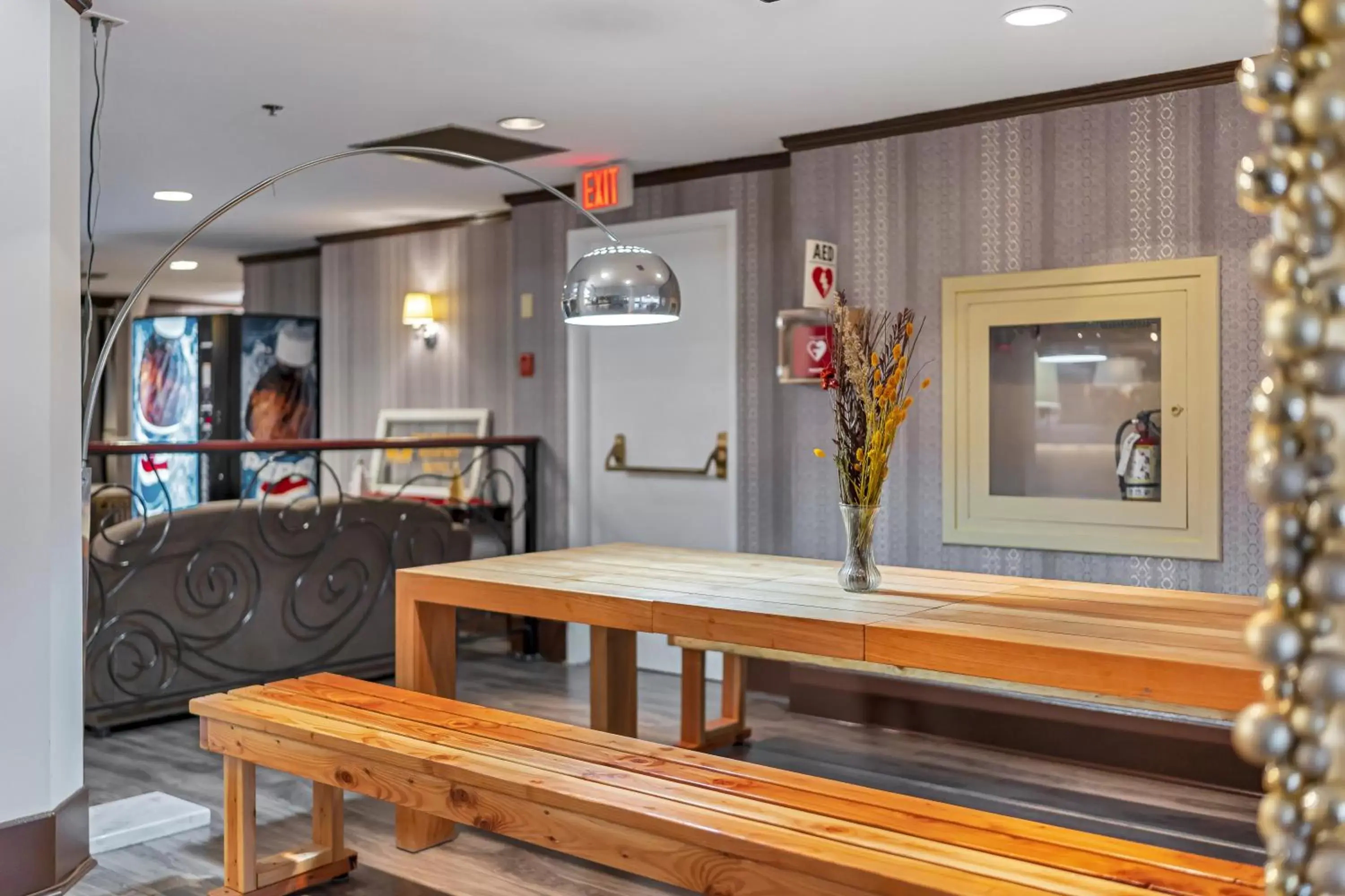 Seating area in The Bedford Regency Hotel Seating area in The Bedford Regency Hotel