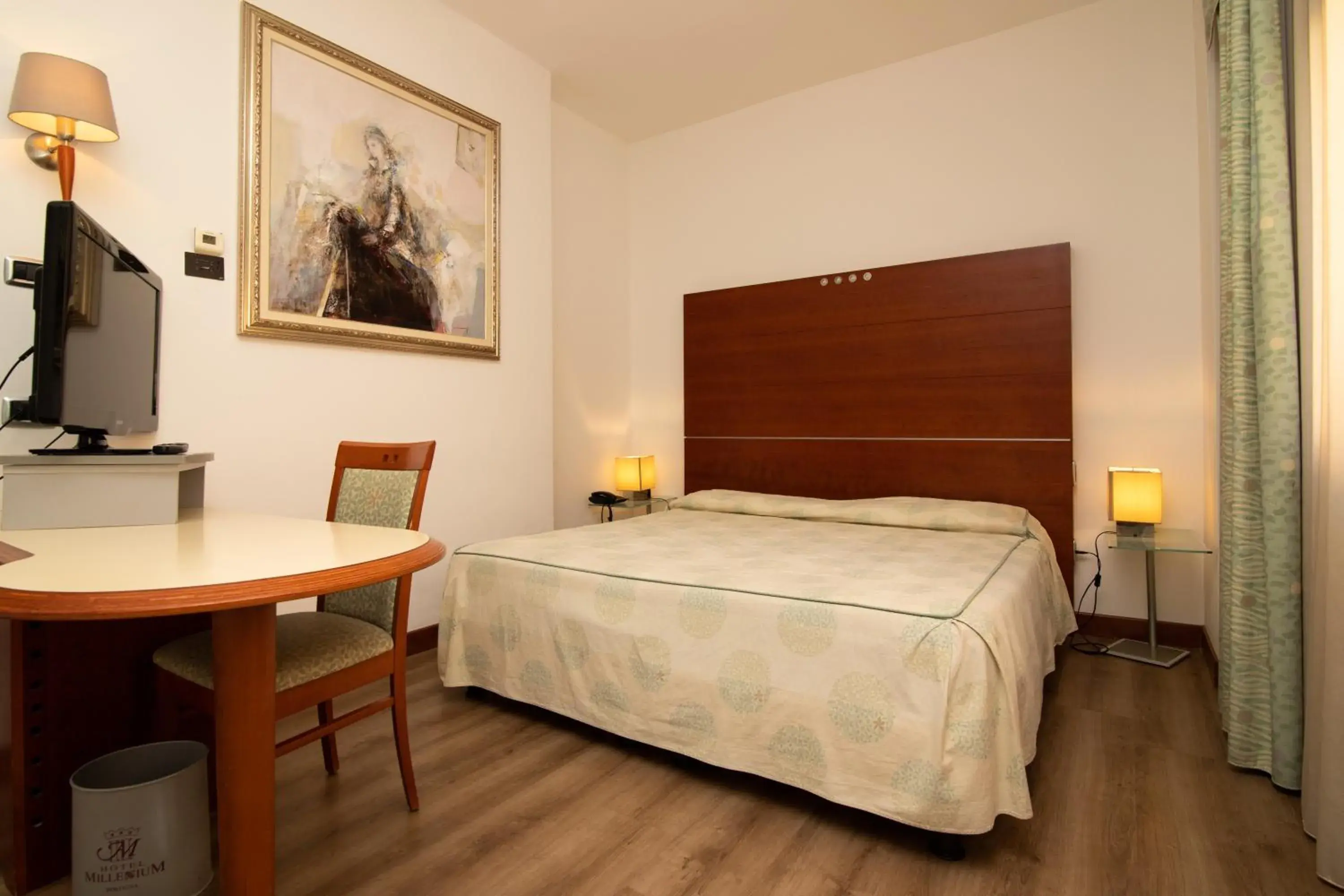 Bed in Millennhotel Bed in Millennhotel