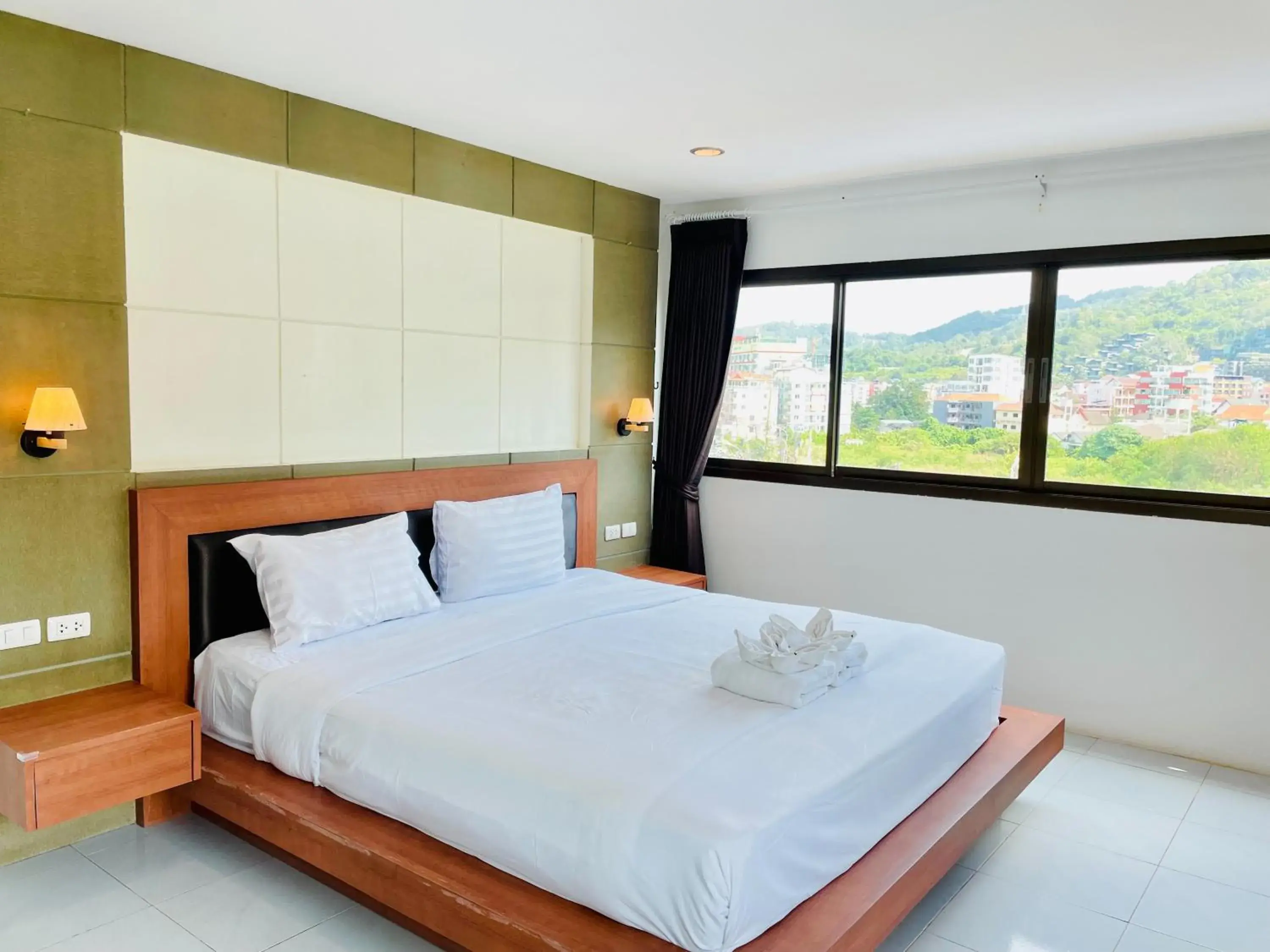 Bed in Good Nice Hotel Bed in Good Nice Hotel