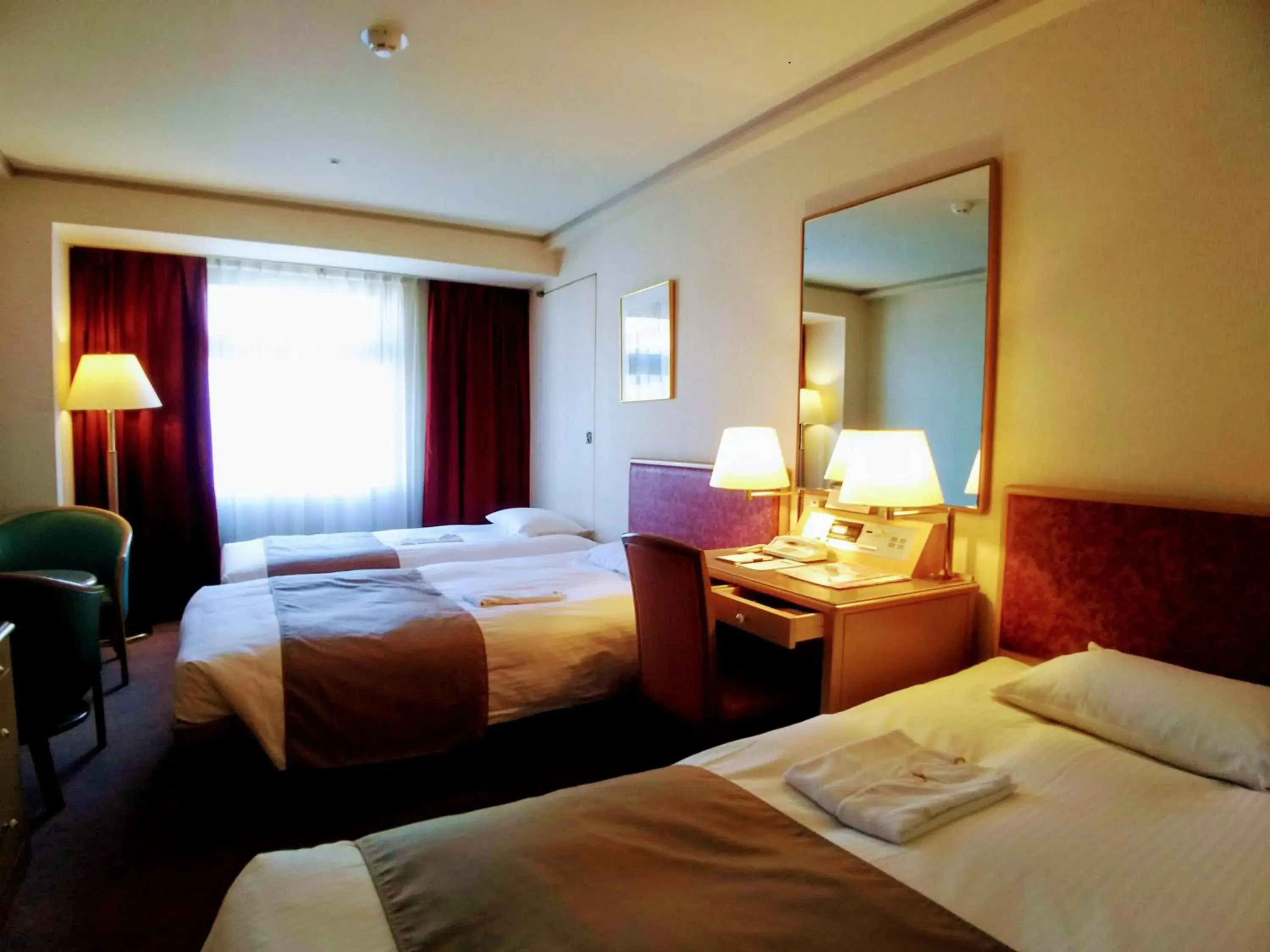 Bedroom, Bed in Tokyo Grand Hotel
