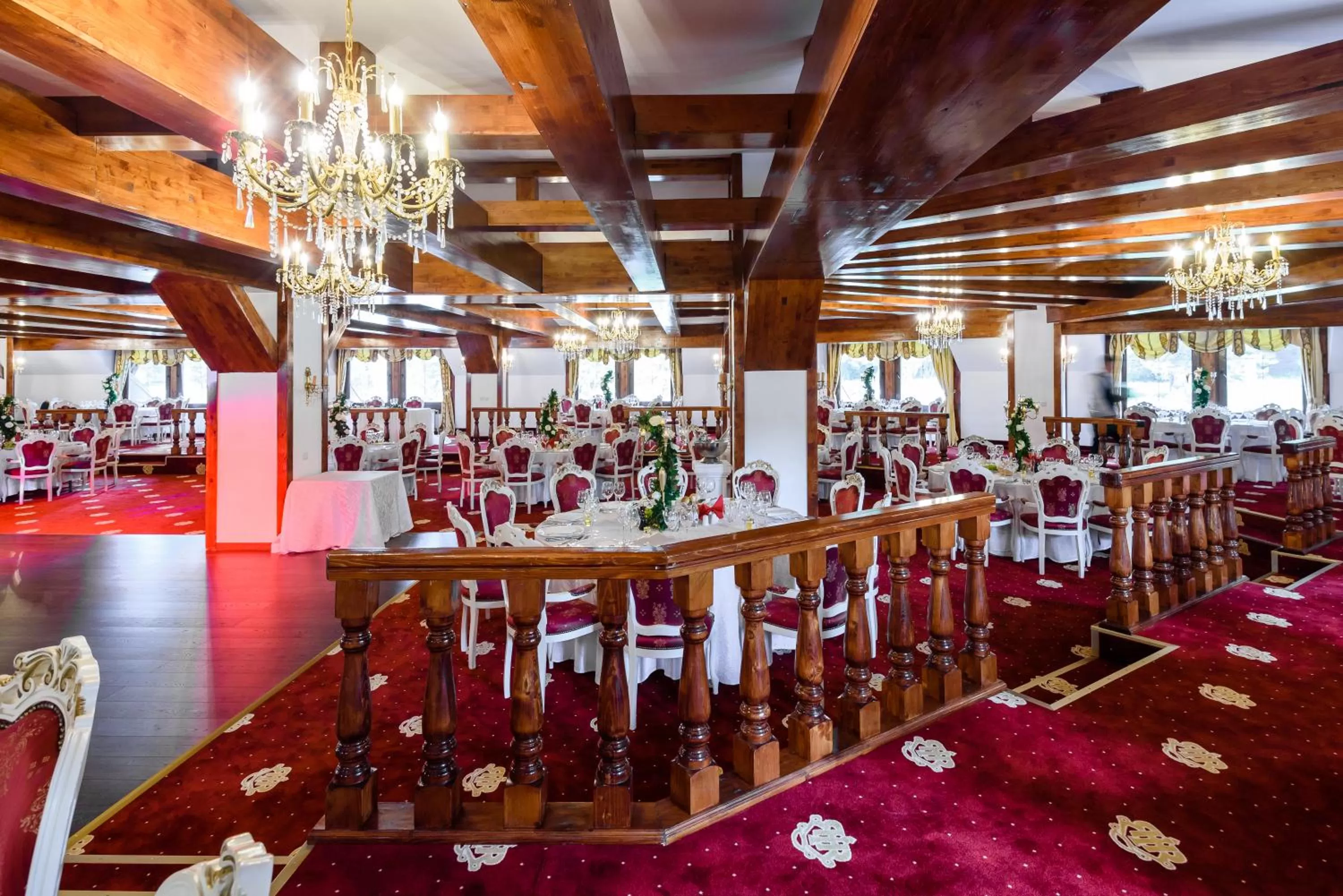 Restaurant/places to eat in Aurelius Imparatul Romanilor Hotel & SPA