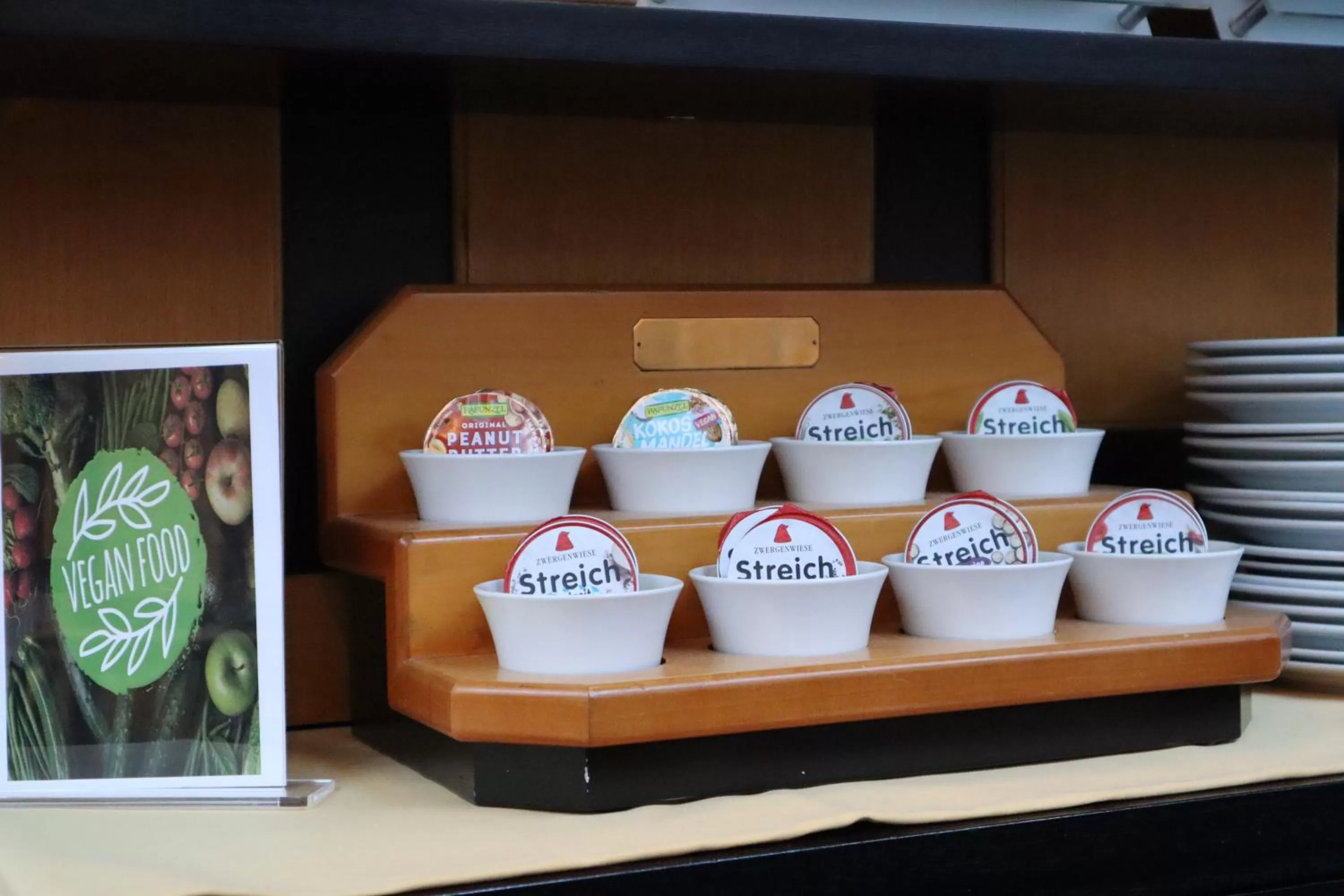 Breakfast in Avenue Hotel