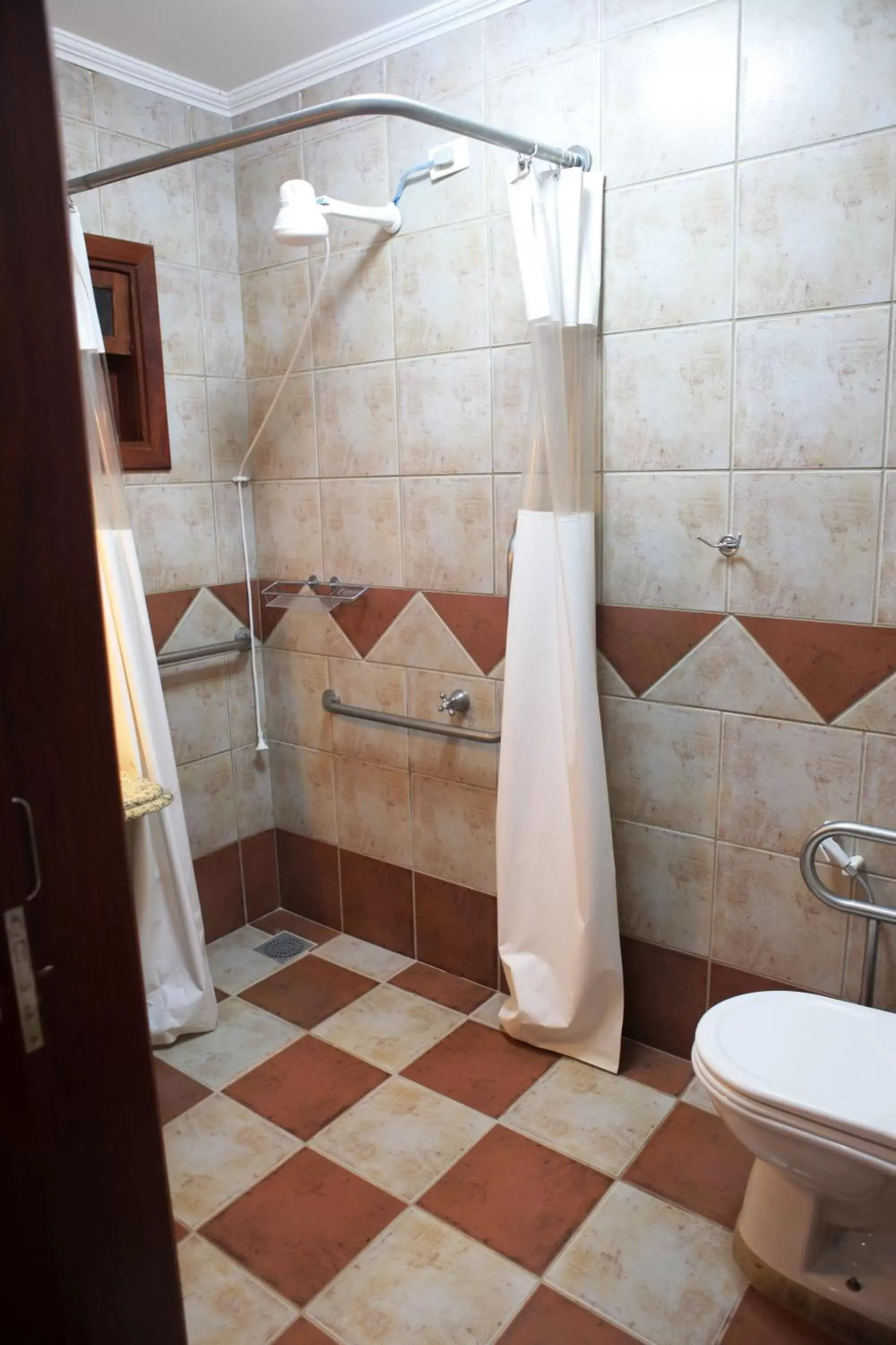 Shower, Bathroom in Hotel Pirá Miúna