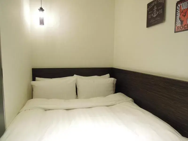 Bed in Re-Change Hotel Taipei Bed in Re-Change Hotel Taipei