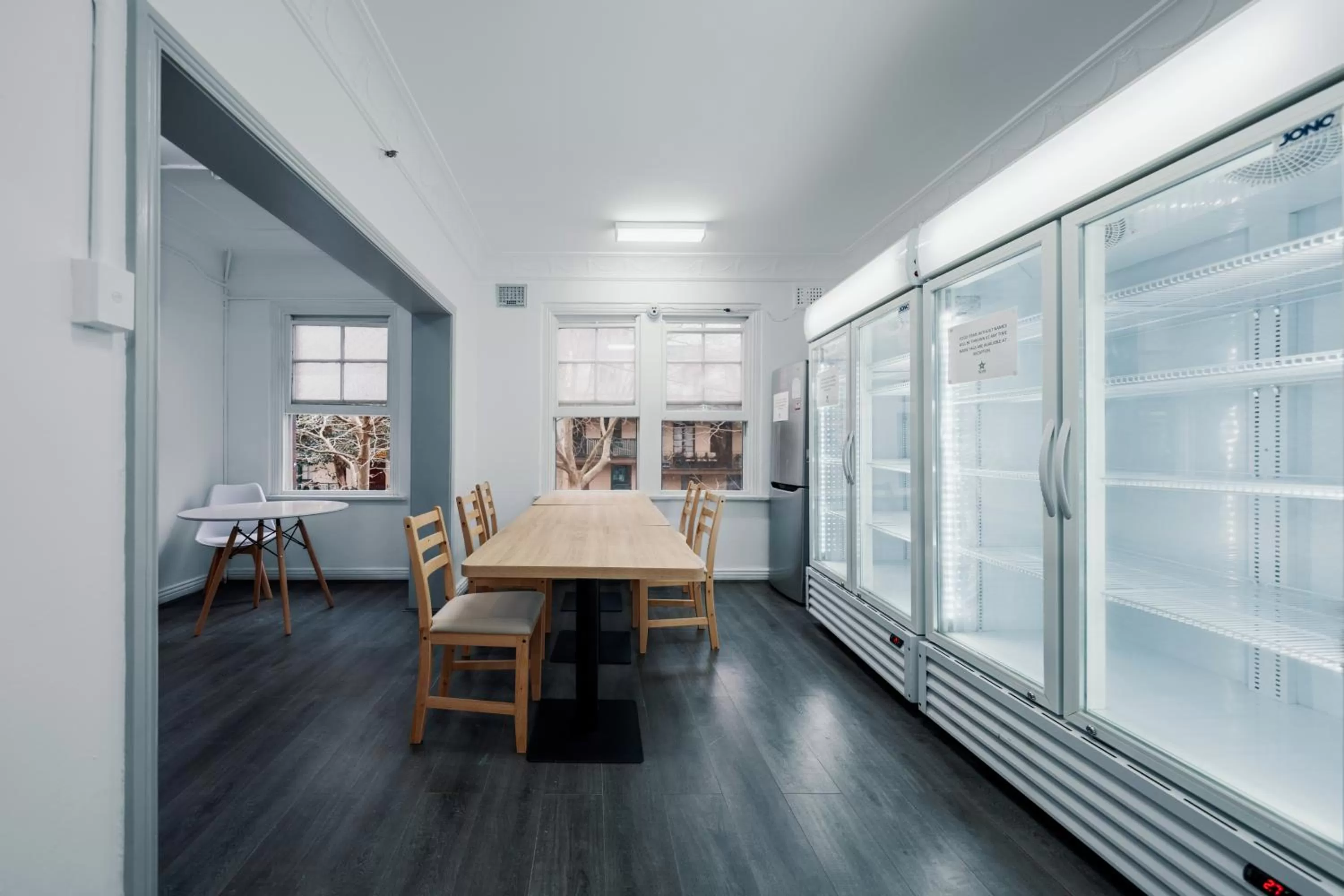 Communal lounge/ TV room in Cozy M Hostel