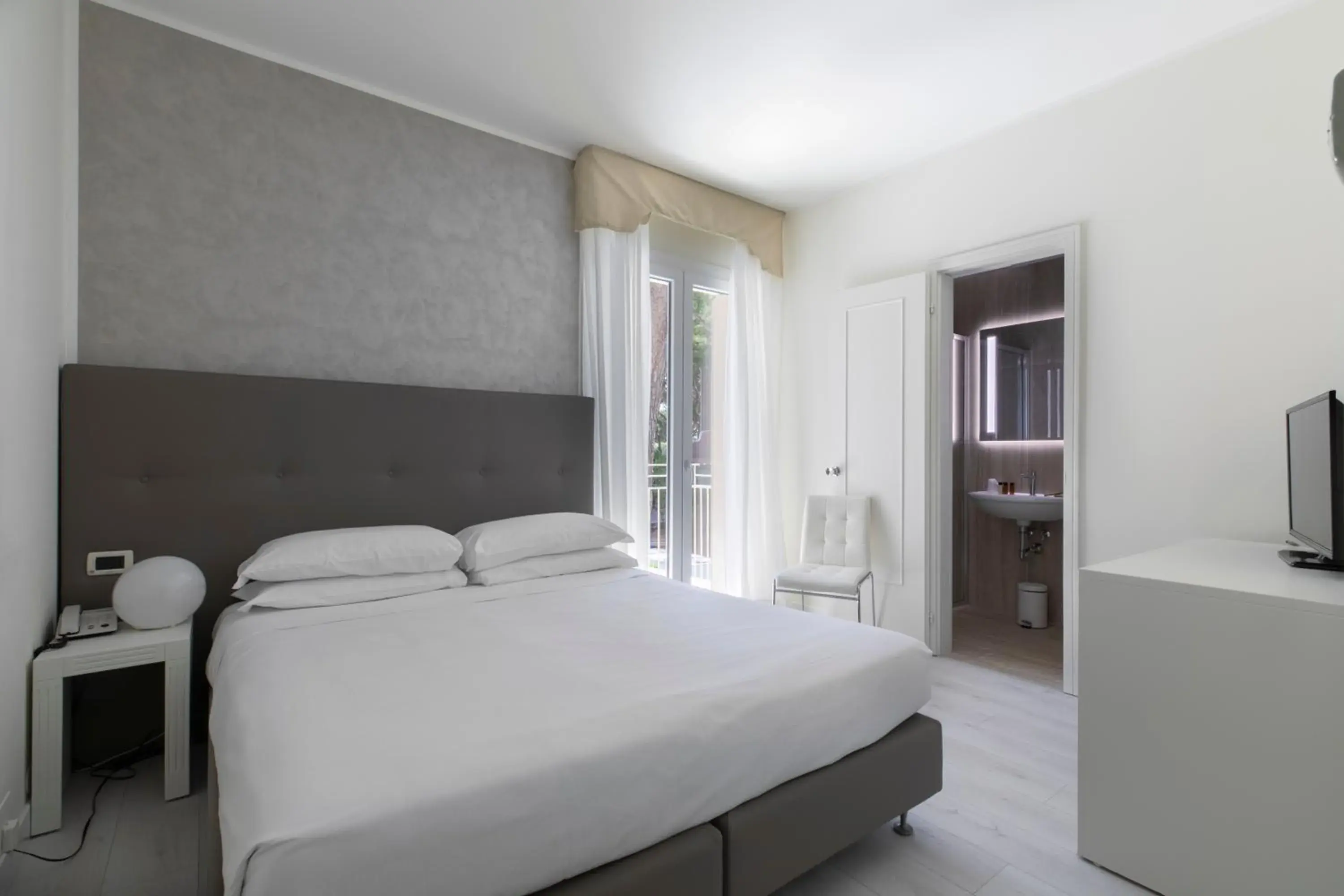 Bed in Hotel Gallia & Resort