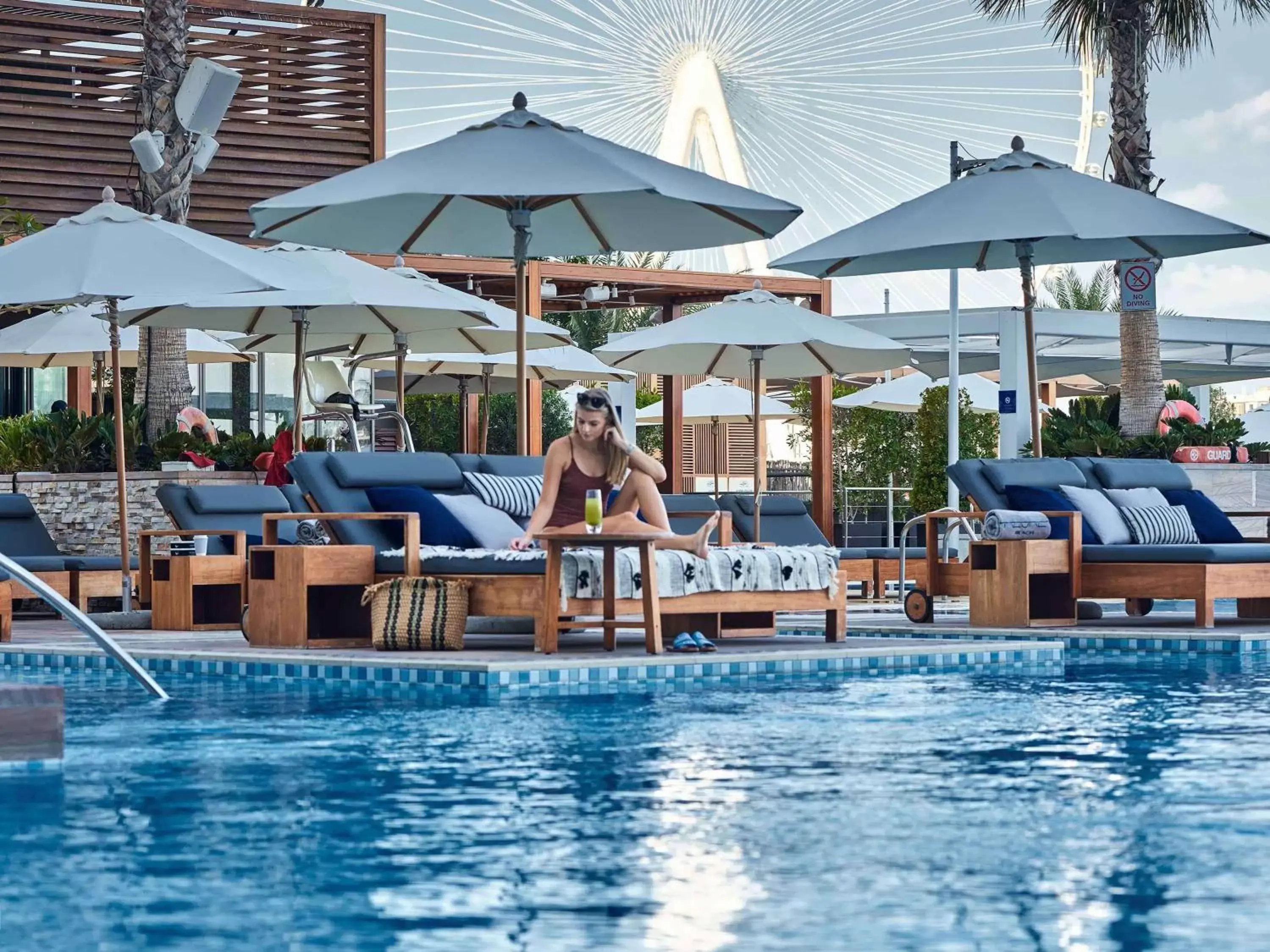 Restaurant/places to eat, Swimming Pool in Rixos Premium Dubai JBR