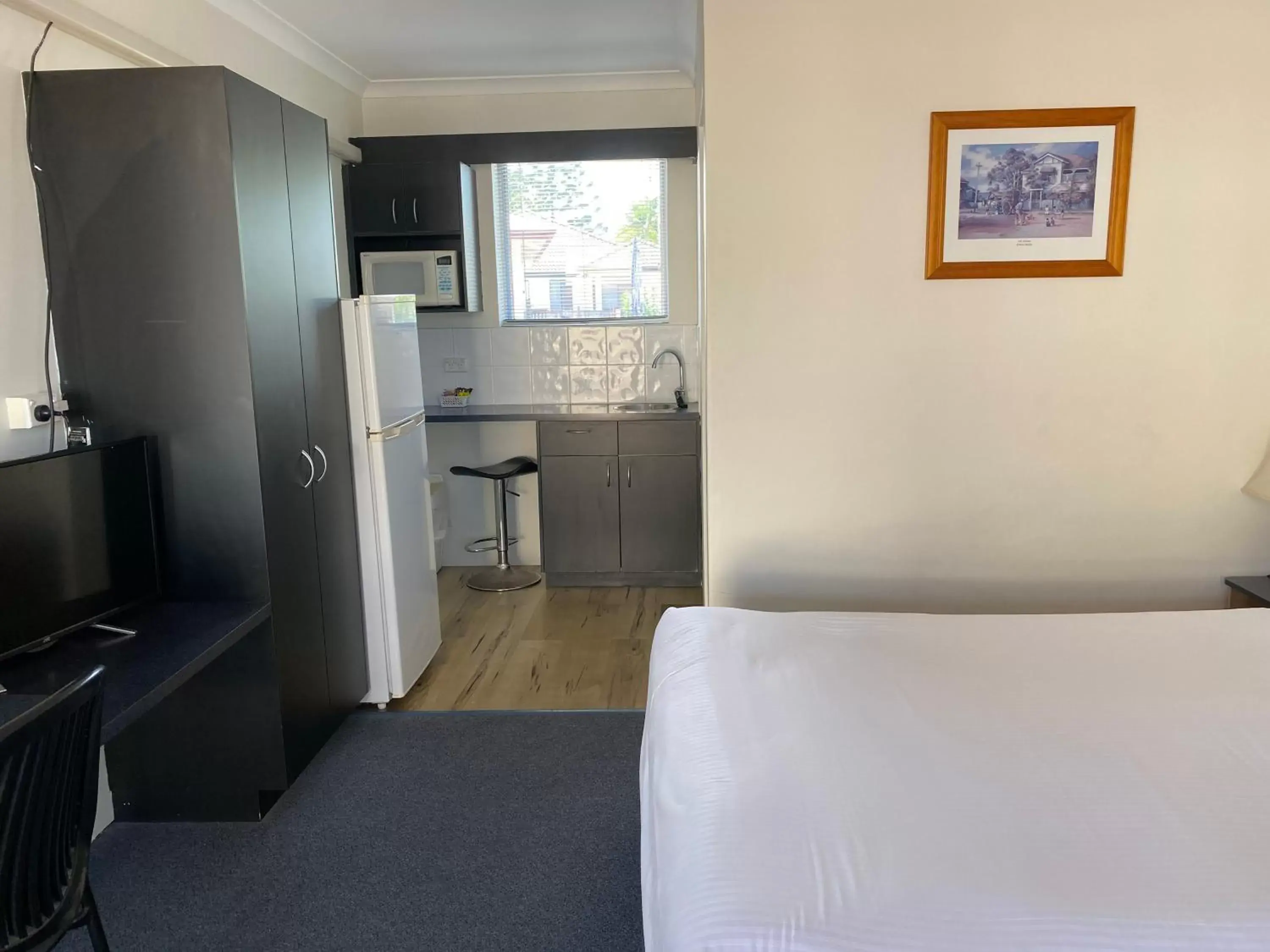 Photo of the whole room, Bed in Hervey Bay Motel