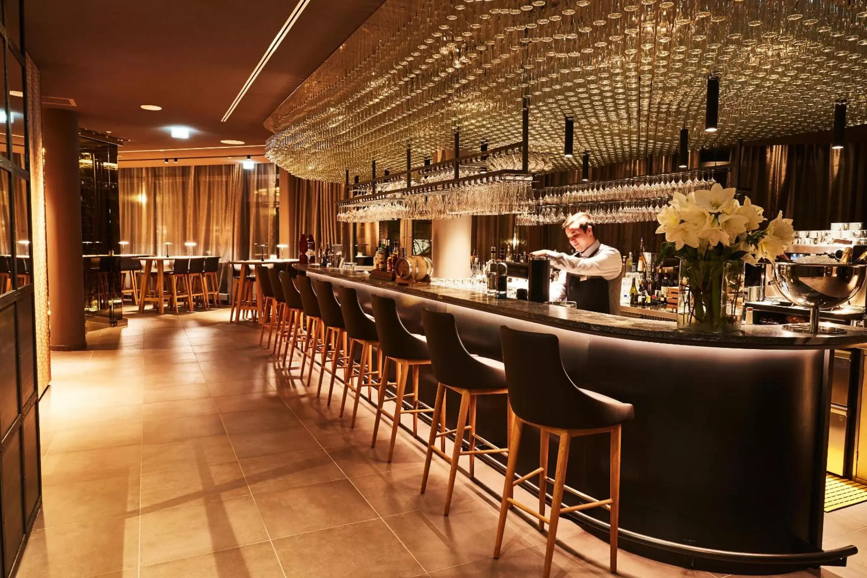 Restaurant/places to eat, Lounge/Bar in Steigenberger Hotel München