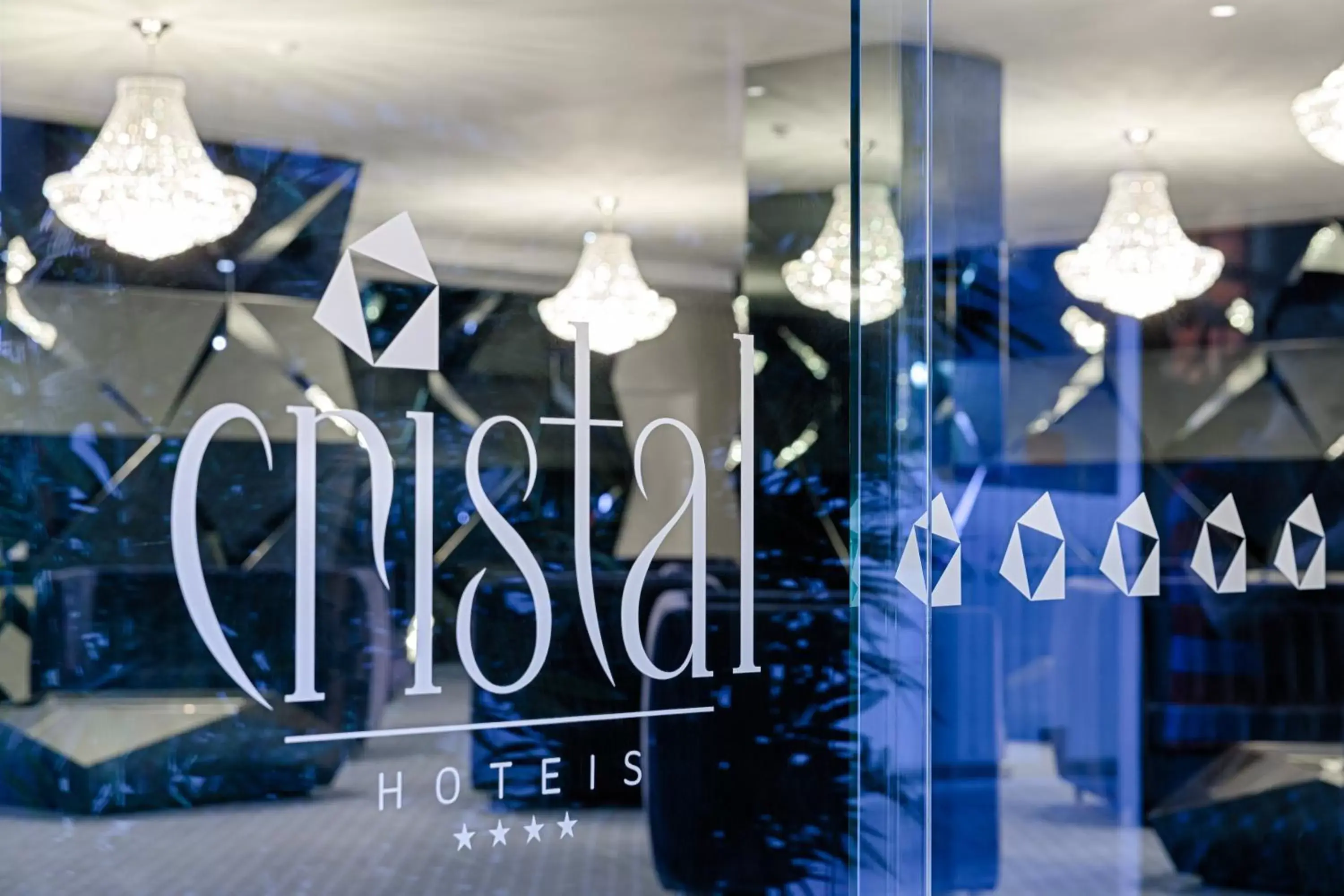 Property logo or sign in Hotel Cristal Porto