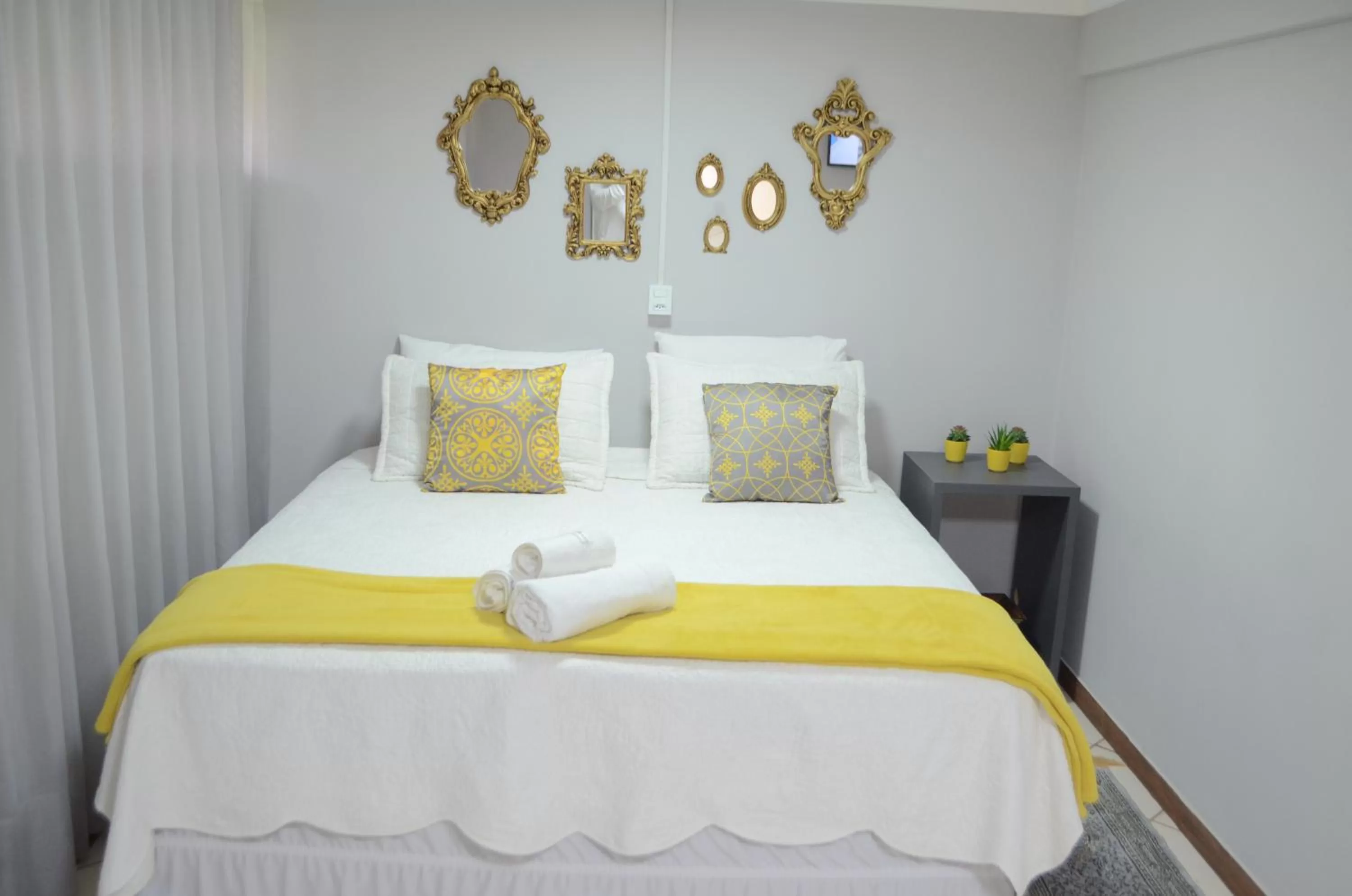Property building, Bed in Foz Casa do Turista