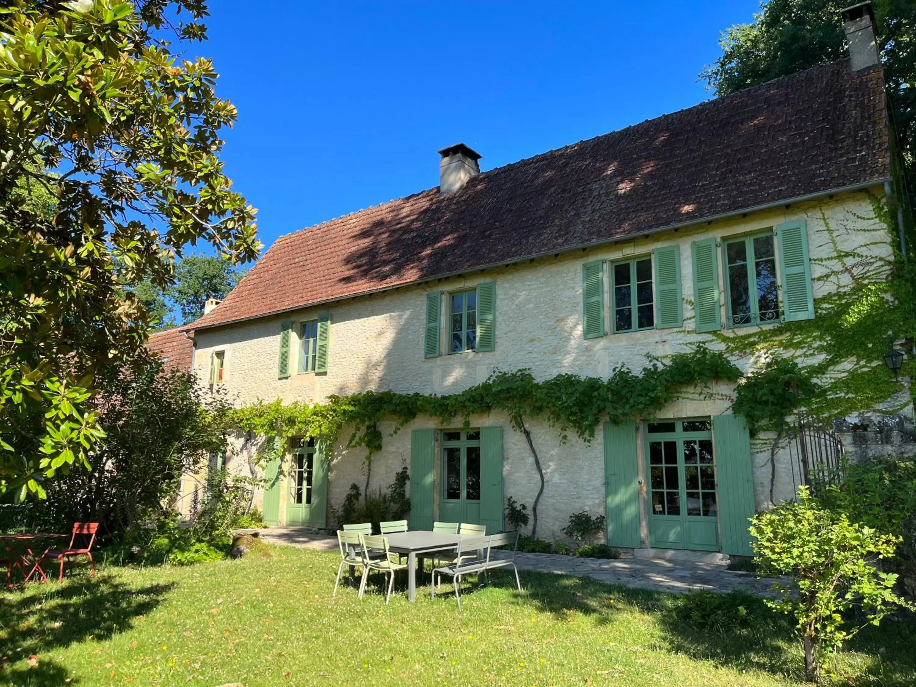 Property Building in Le Clos Chalmon Chambre d'hôte