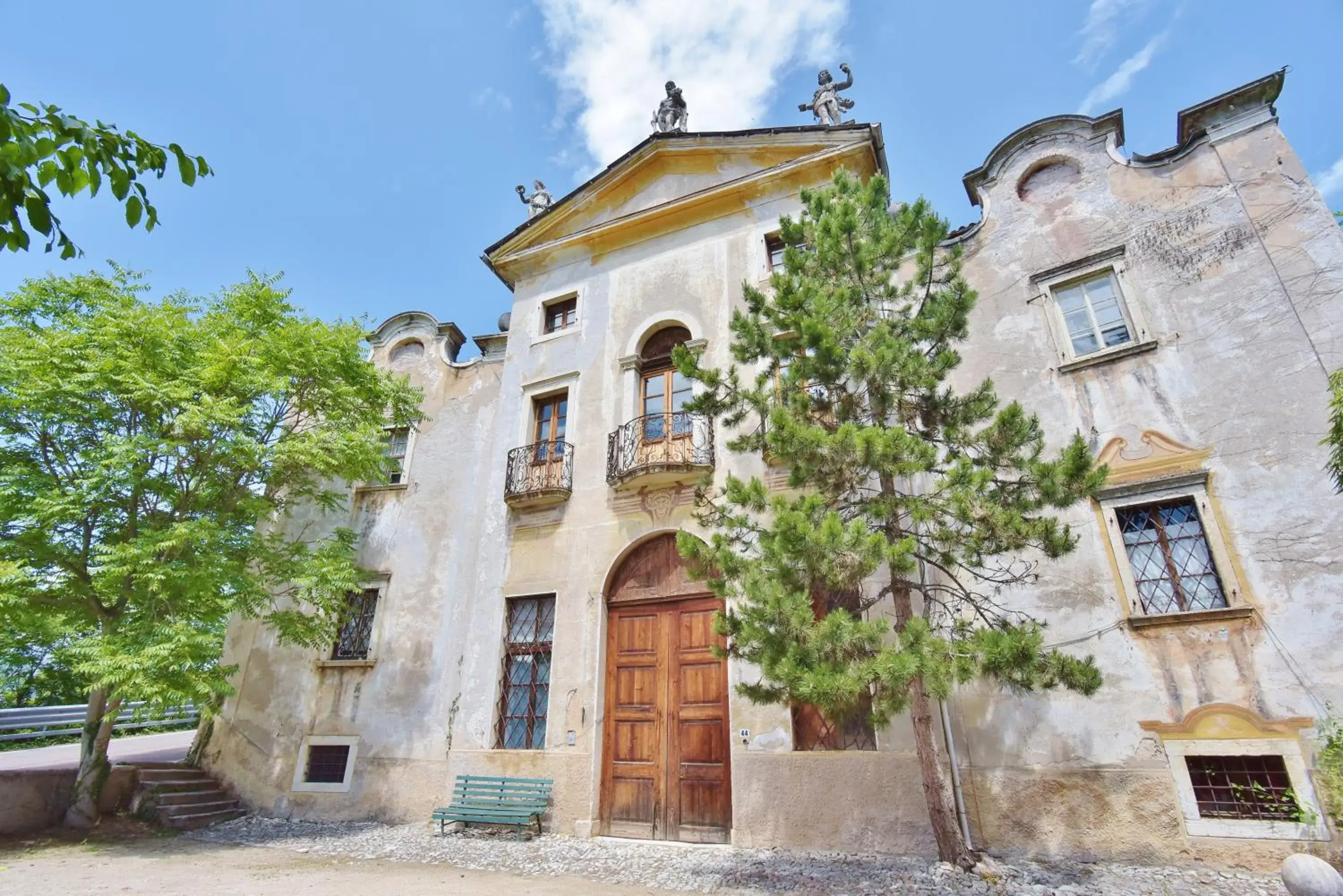 Facade/entrance, Property Building in Villa Bertagnolli - Locanda Del Bel Sorriso