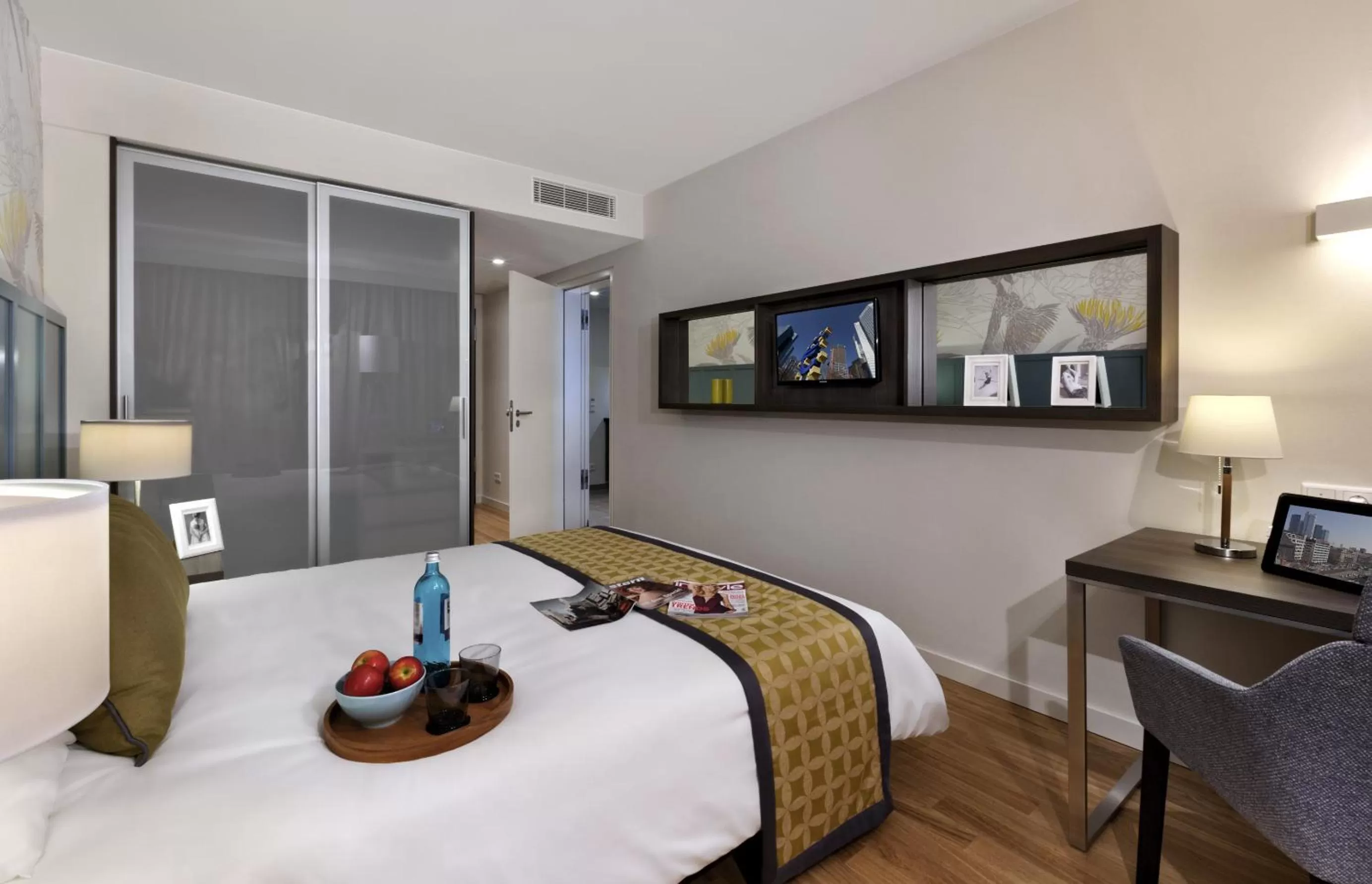 Bed in Citadines City Centre Frankfurt