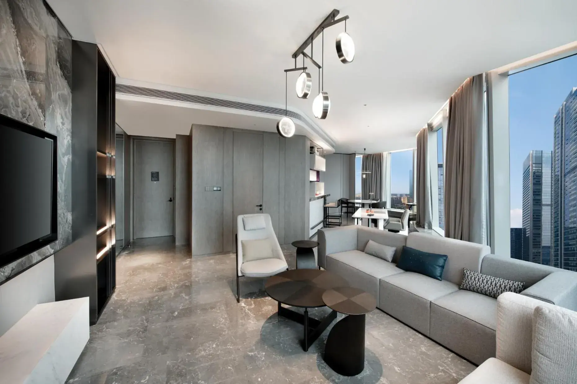 1 King One-Bedroom Suite in Crowne Plaza Hangzhou Science City by IHG 1 King One-Bedroom Suite in Crowne Plaza Hangzhou Science City by IHG