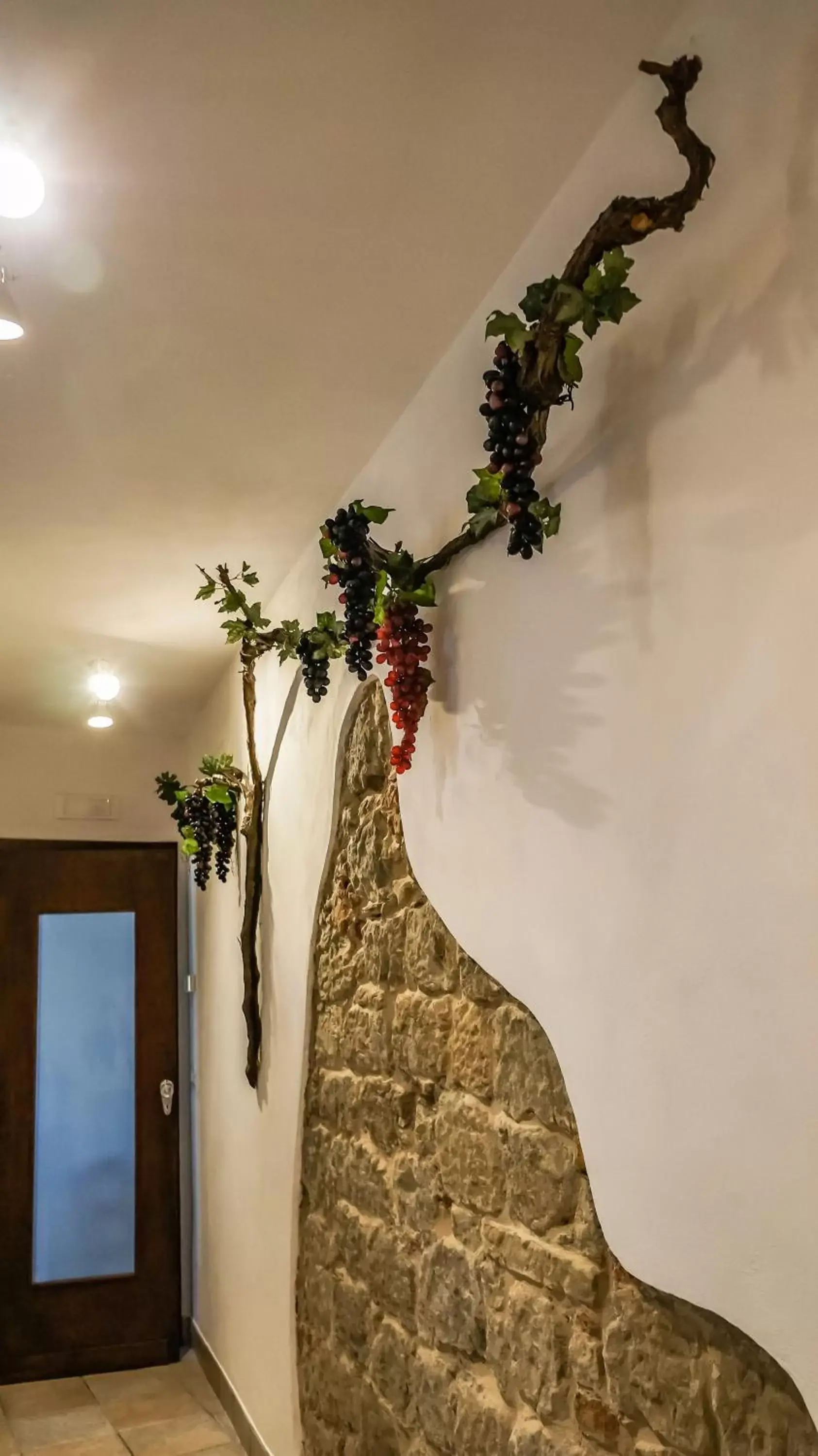 Facade/entrance, TV/Entertainment Center in La Casa del Fabbro