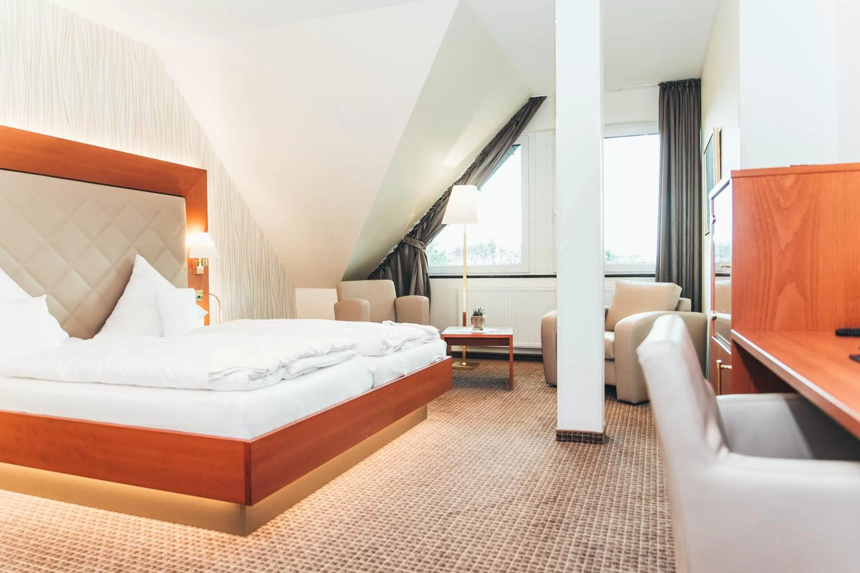 Photo of the whole room, Bed in Ringhotel Teutoburger Wald