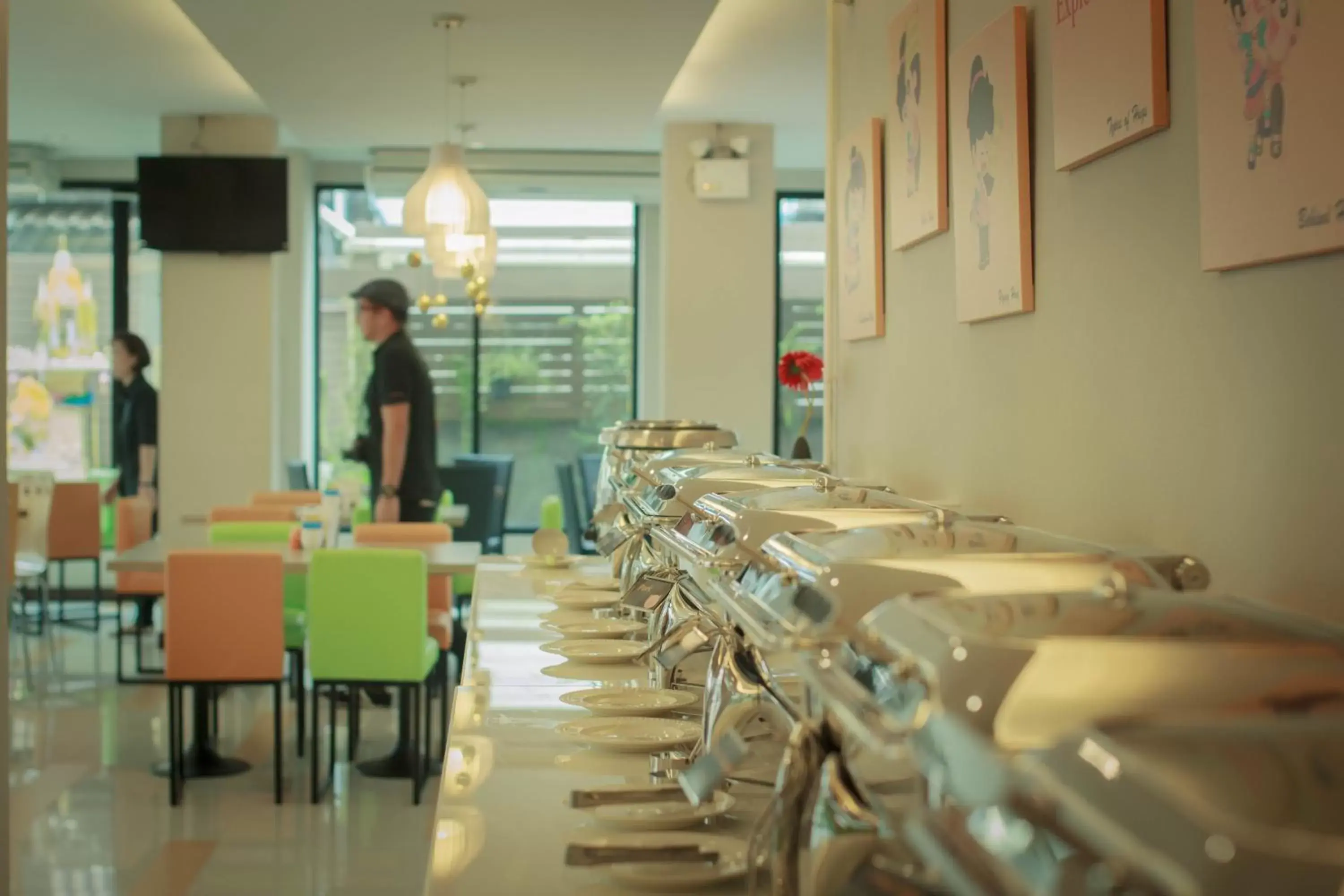 Restaurant/places to eat in De Hug Hotel & Residence Restaurant/places to eat in De Hug Hotel & Residence