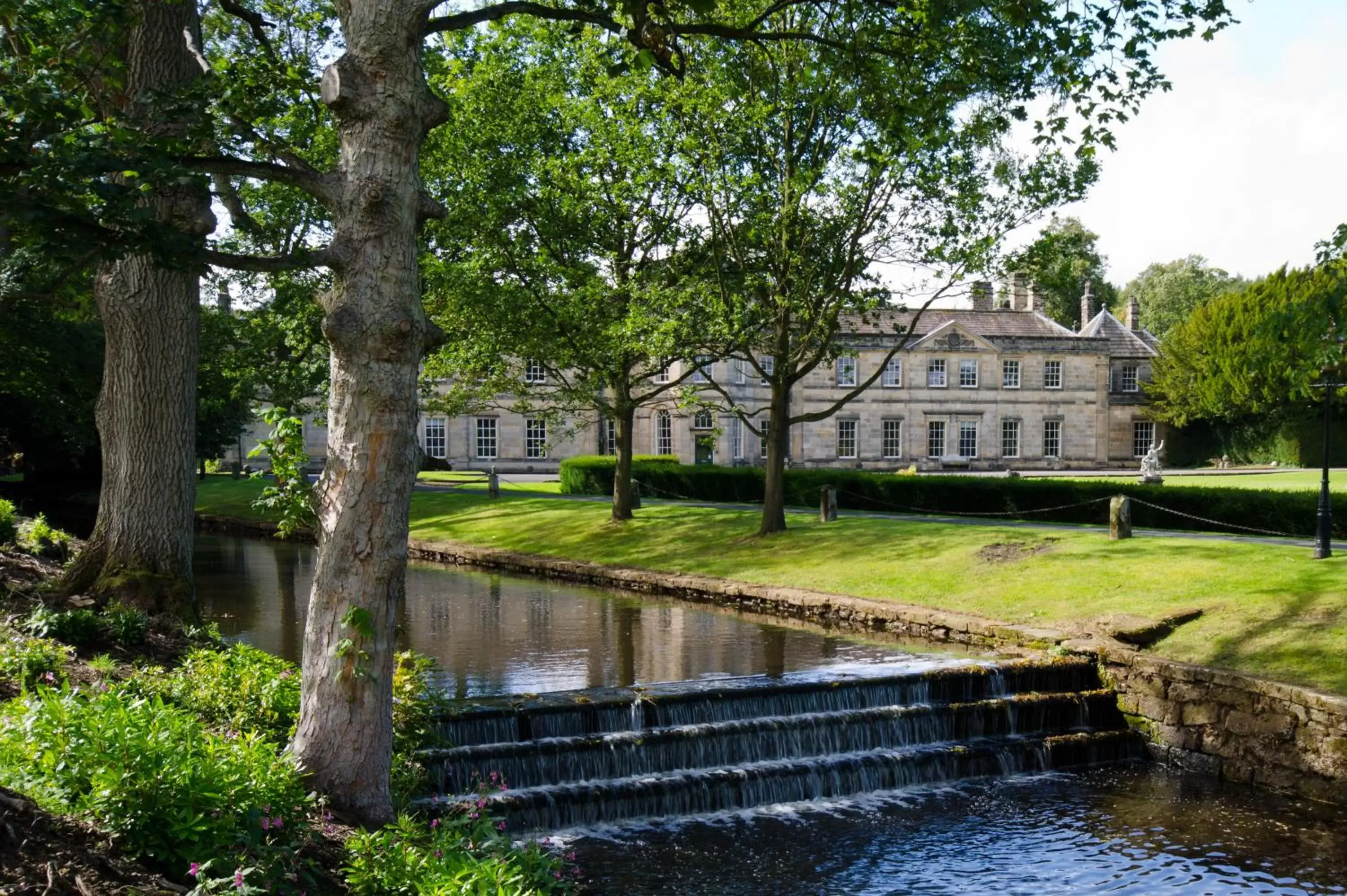 Property Building in Grantley Hall