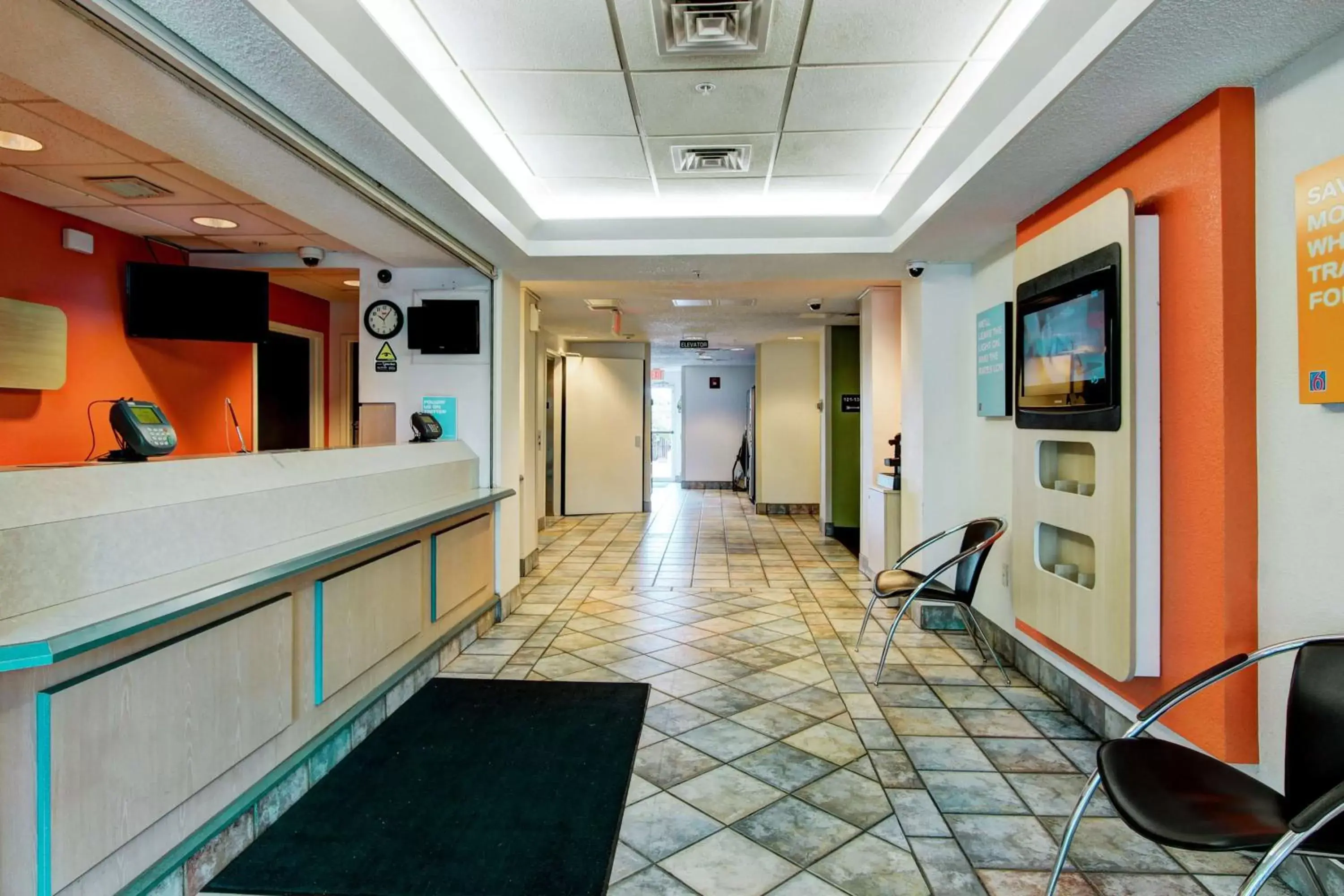 TV and multimedia, Lobby/Reception in Motel 6-Aurora, CO - East Aurora