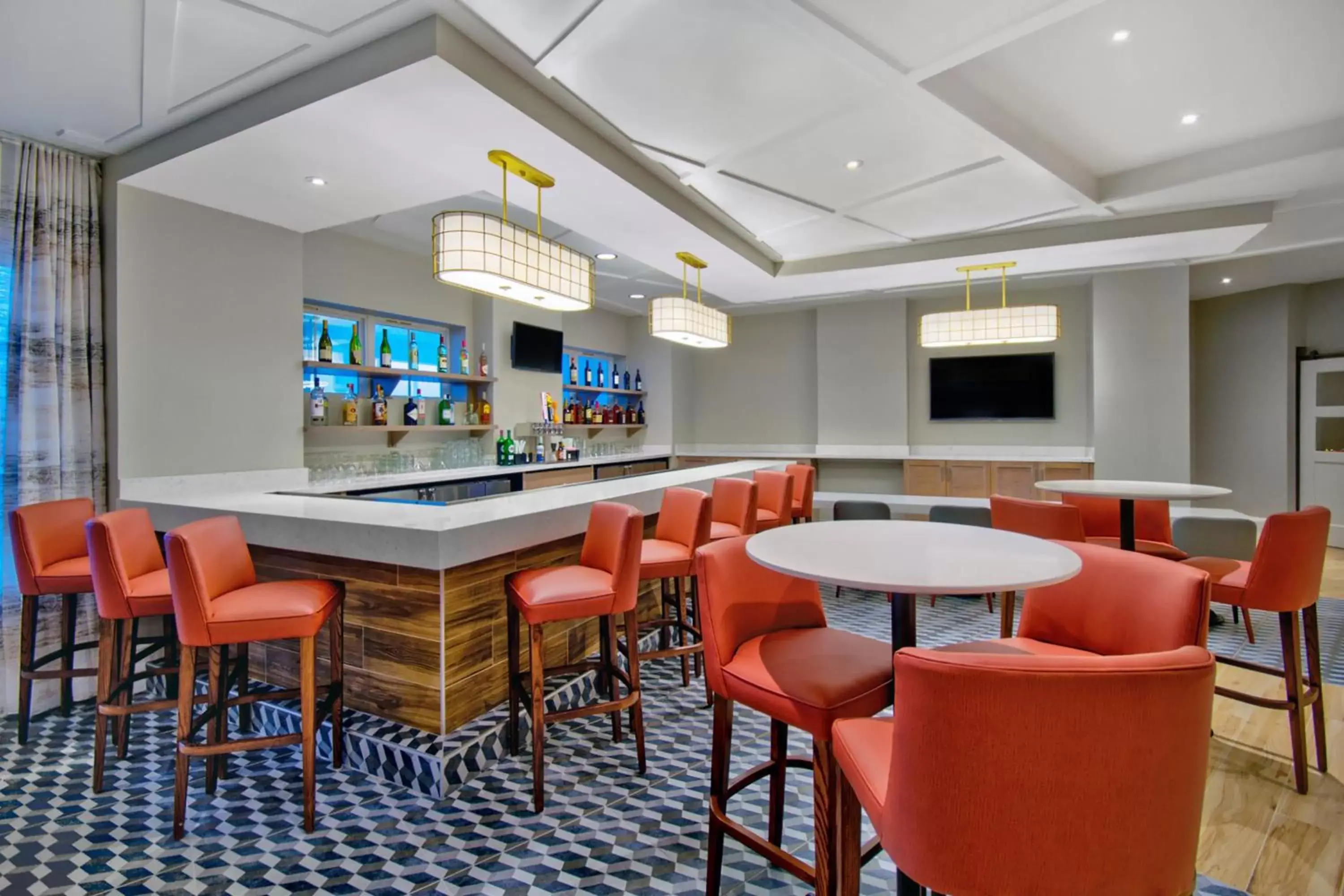Lobby or reception, Lounge/Bar in Residence Inn by Marriott Orlando at FLAMINGO CROSSINGS Town Center
