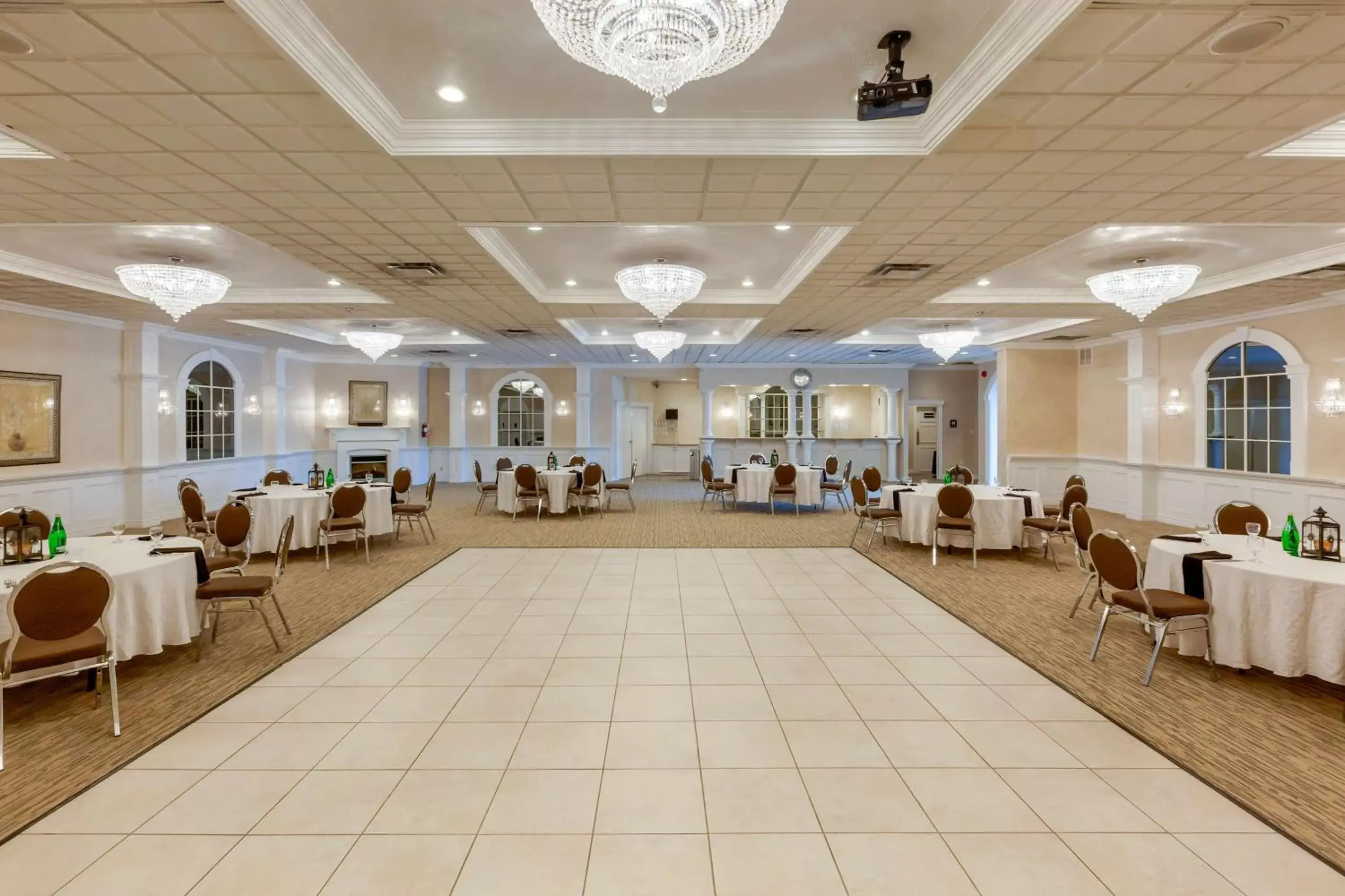 Meeting/conference room, Banquet Facilities in Best Western Plus Mariposa Inn & Conference Centre