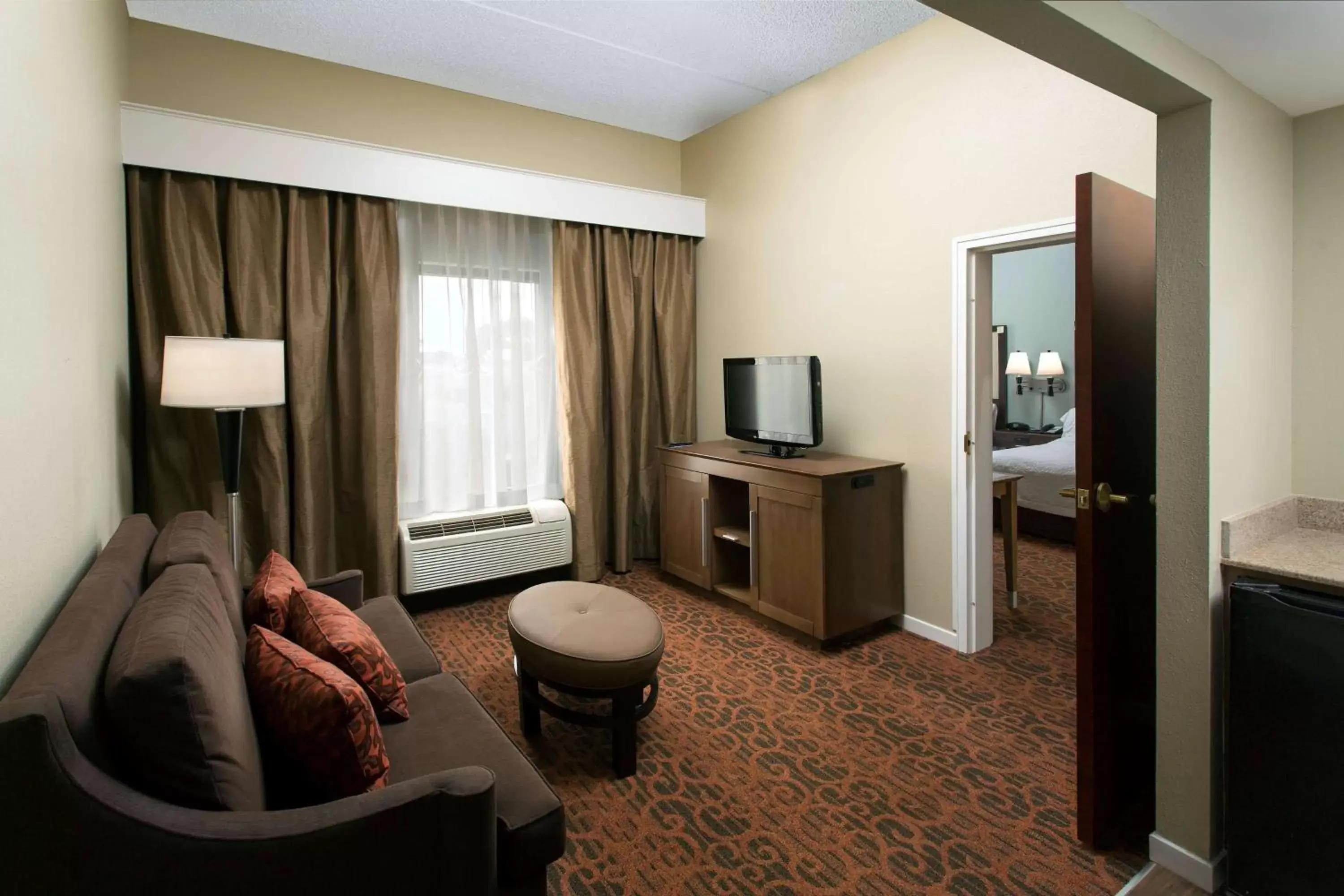 Living room, Seating Area in Hampton Inn Troy