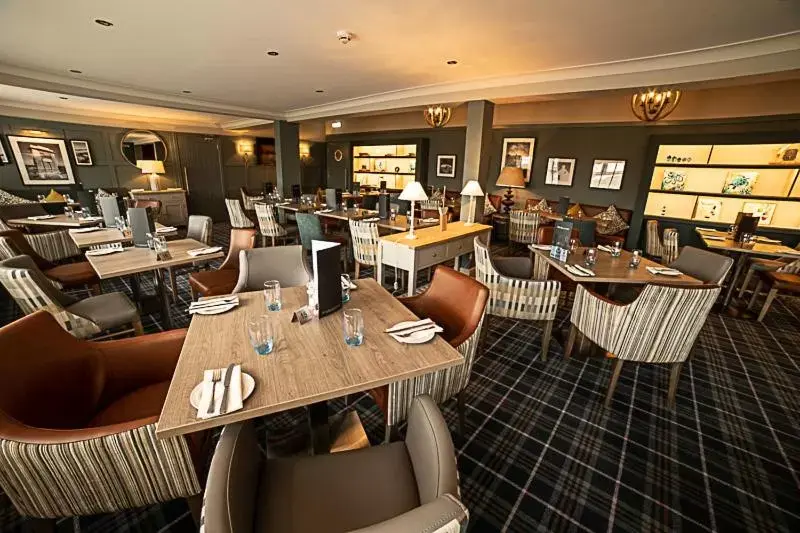 Restaurant/Places to Eat in Dunmuir Hotel