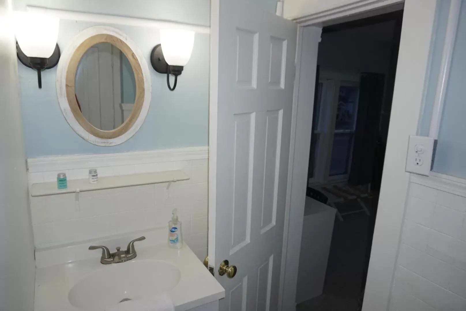 Bathroom in Charlevoix House - The Northside