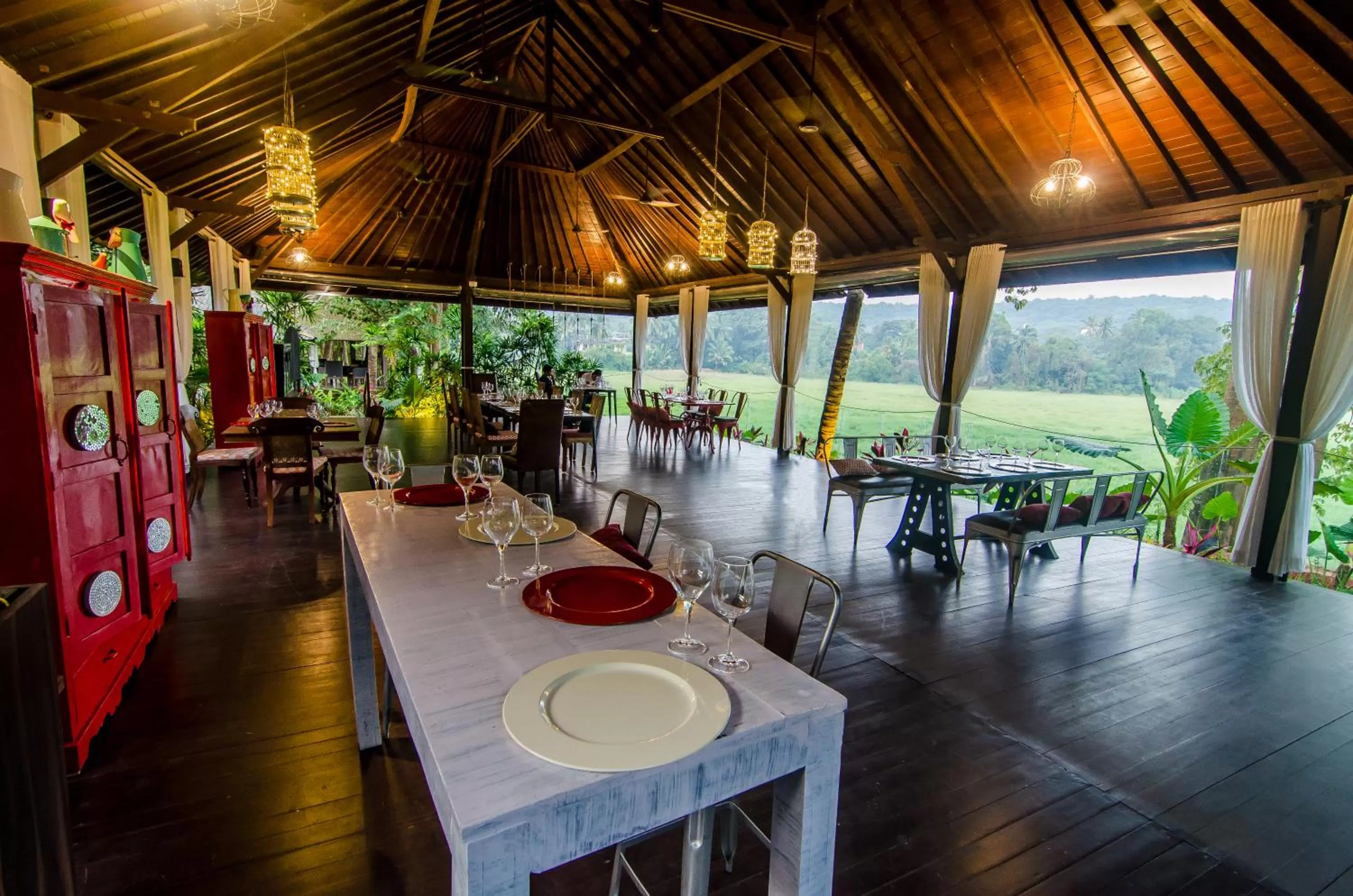 Restaurant/places to eat in Novotel Goa Resort & Spa Candolim