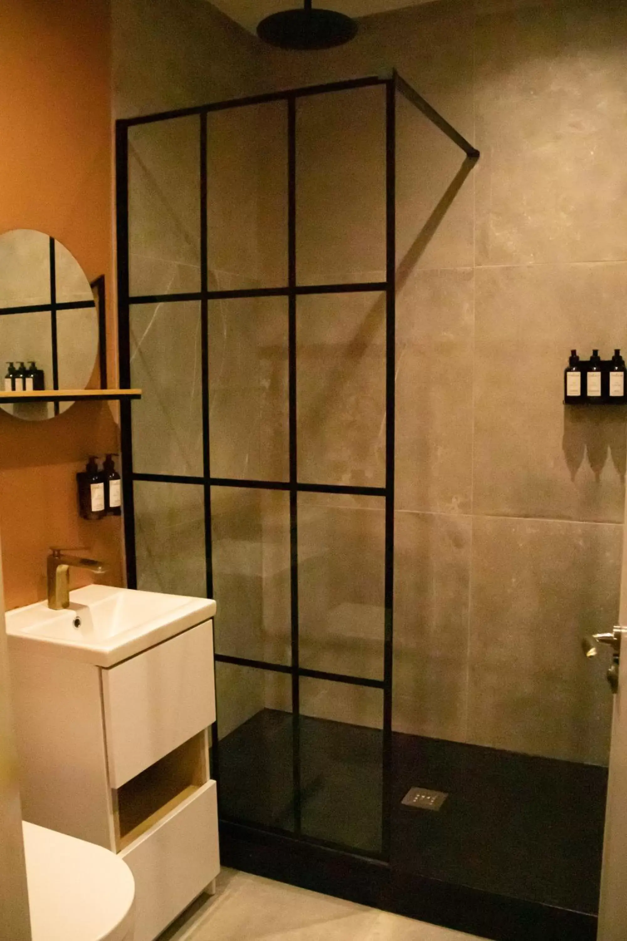 Bathroom in The City Hotel