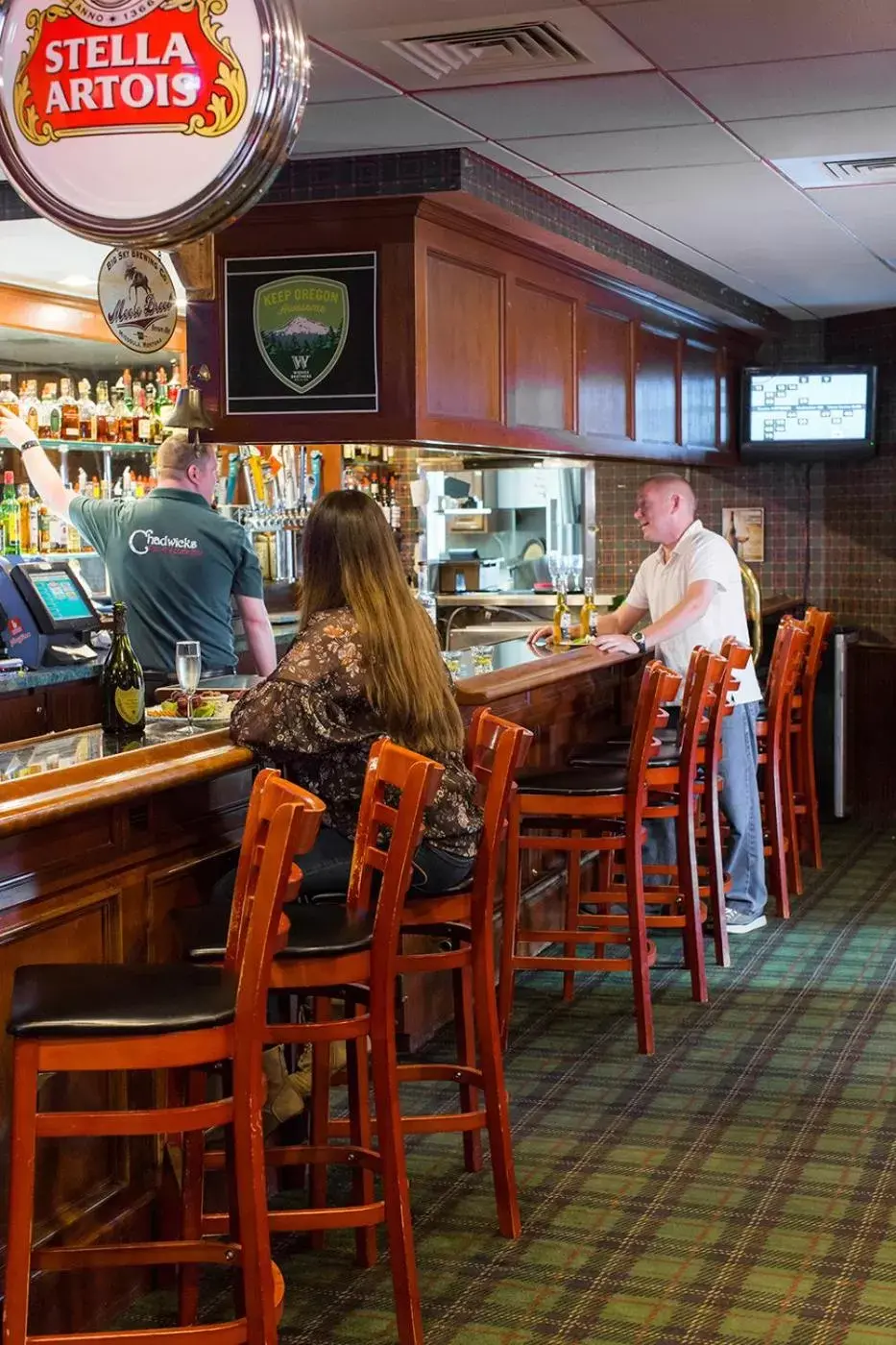 Lounge or bar, Restaurant/Places to Eat in Rogue Regency Inn & Suites