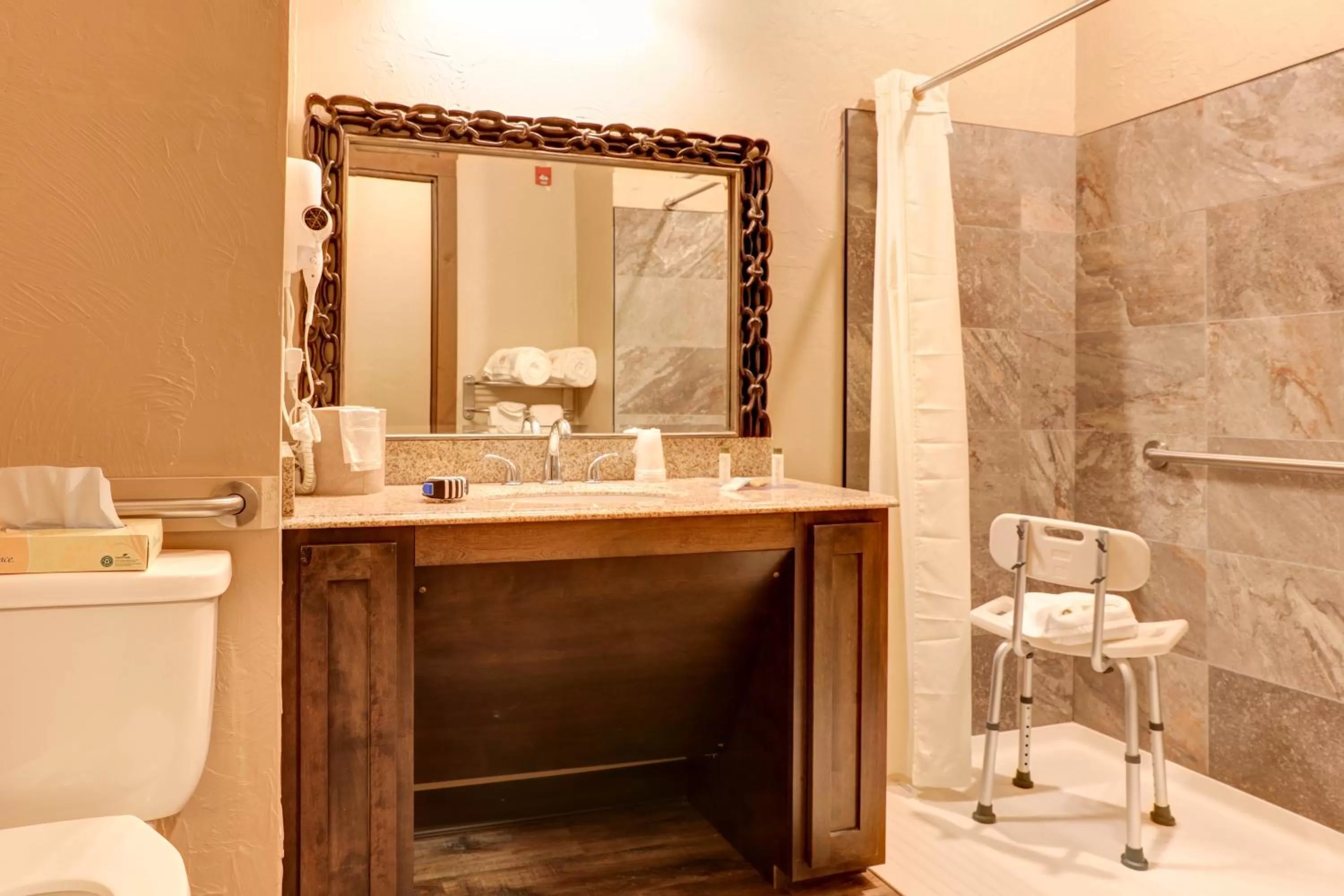 Bathroom in Wagon Wheel Hotel