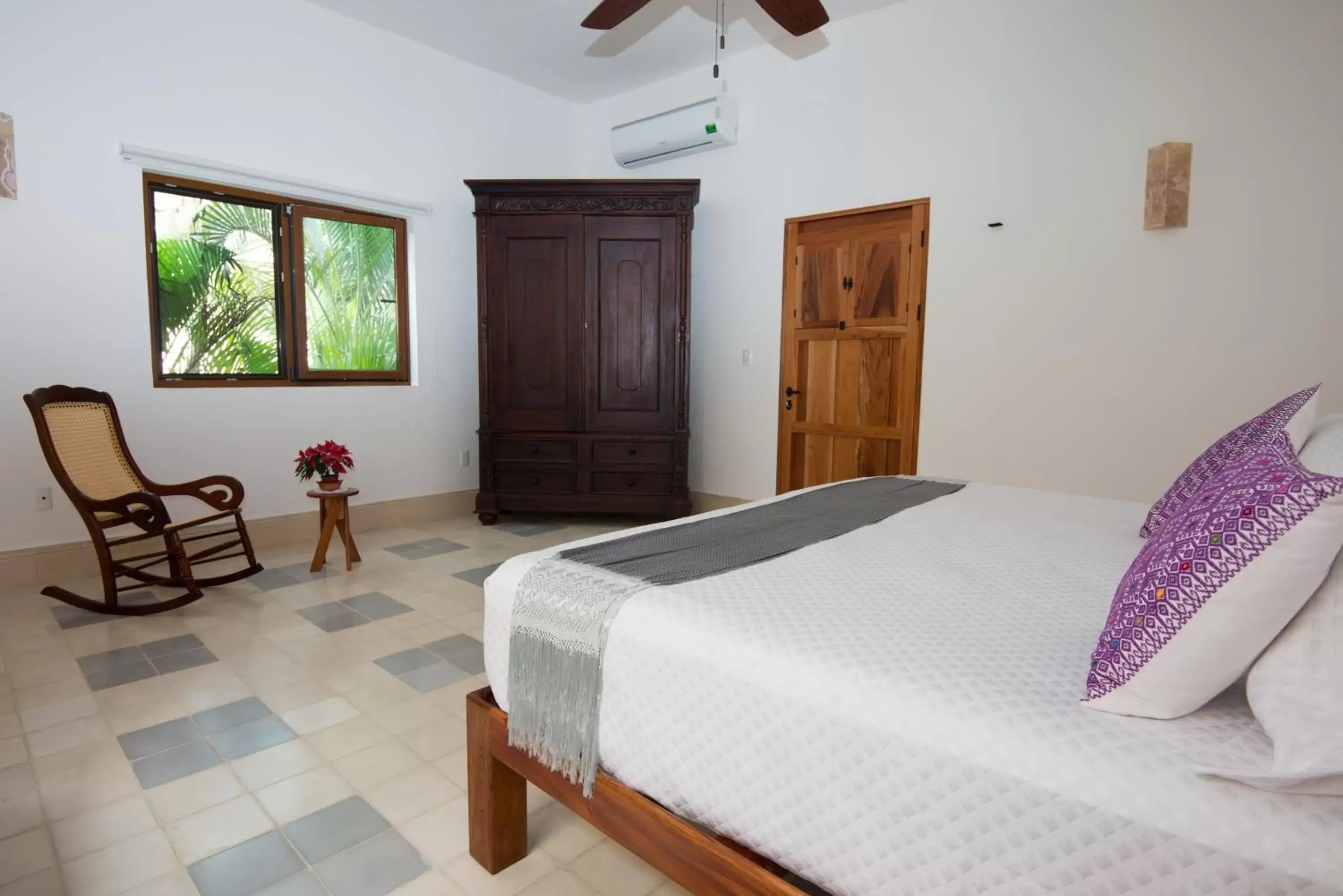 Bedroom, Bed in Hotel Posada San Juan