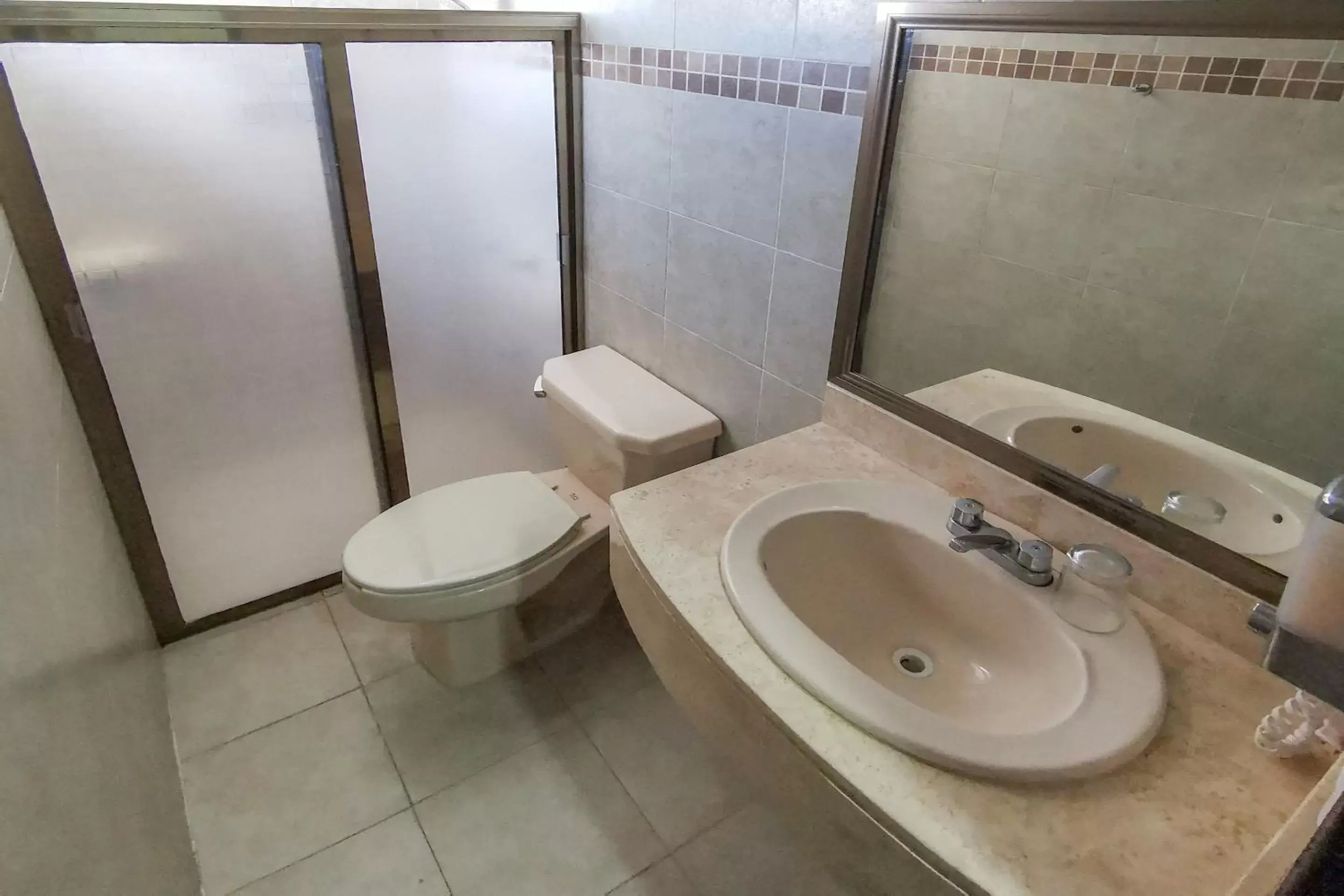 Bathroom in Grand Hotel Colonial Cancun