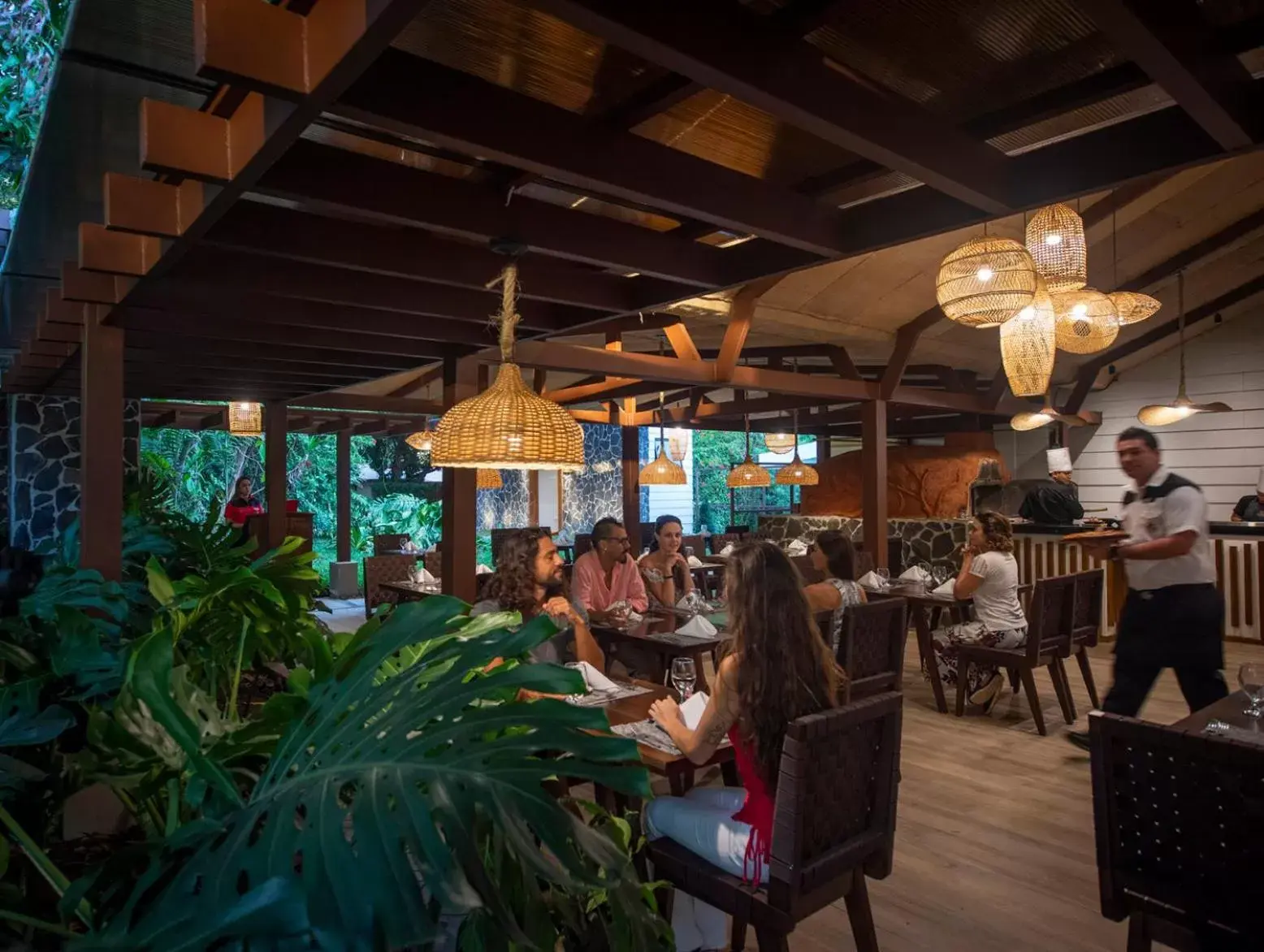 Restaurant/Places to Eat in Hacienda Guachipelin Volcano Ranch Hotel & Hot Springs
