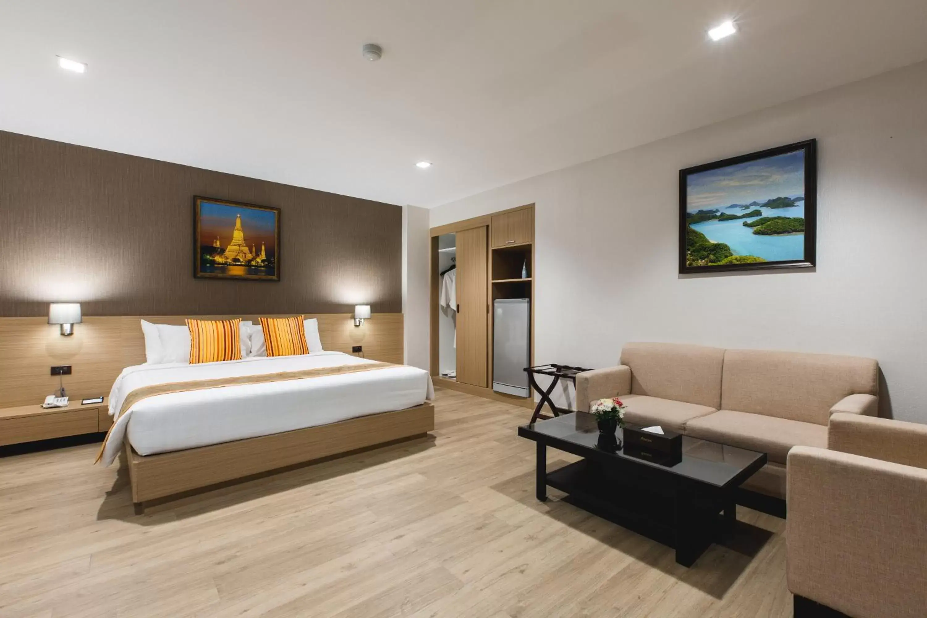 Bedroom in Adelphi Pattaya - SHA Extra Plus