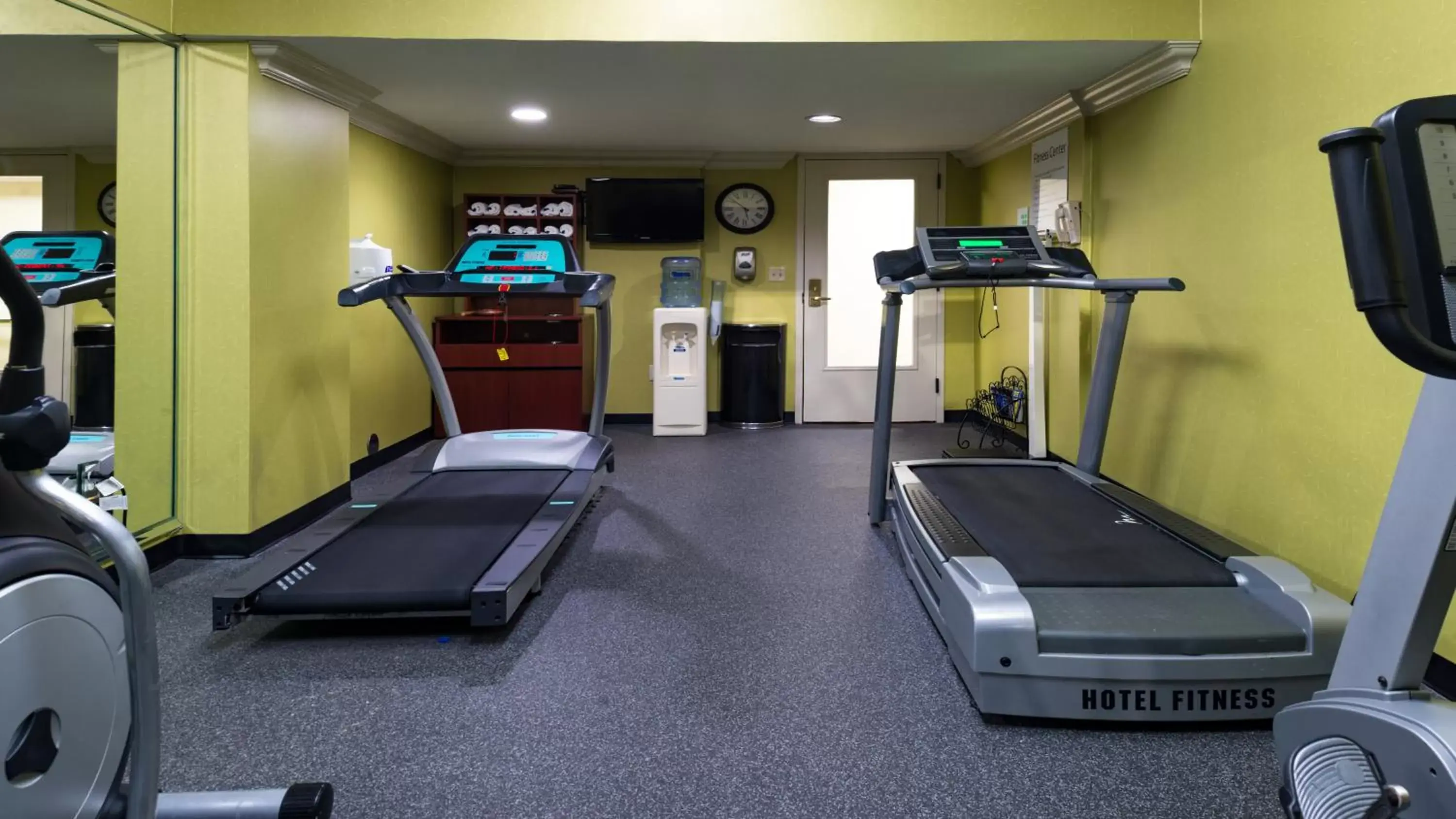 Fitness centre/facilities, Fitness Center/Facilities in Holiday Inn Hotel & Suites Warren, an IHG Hotel