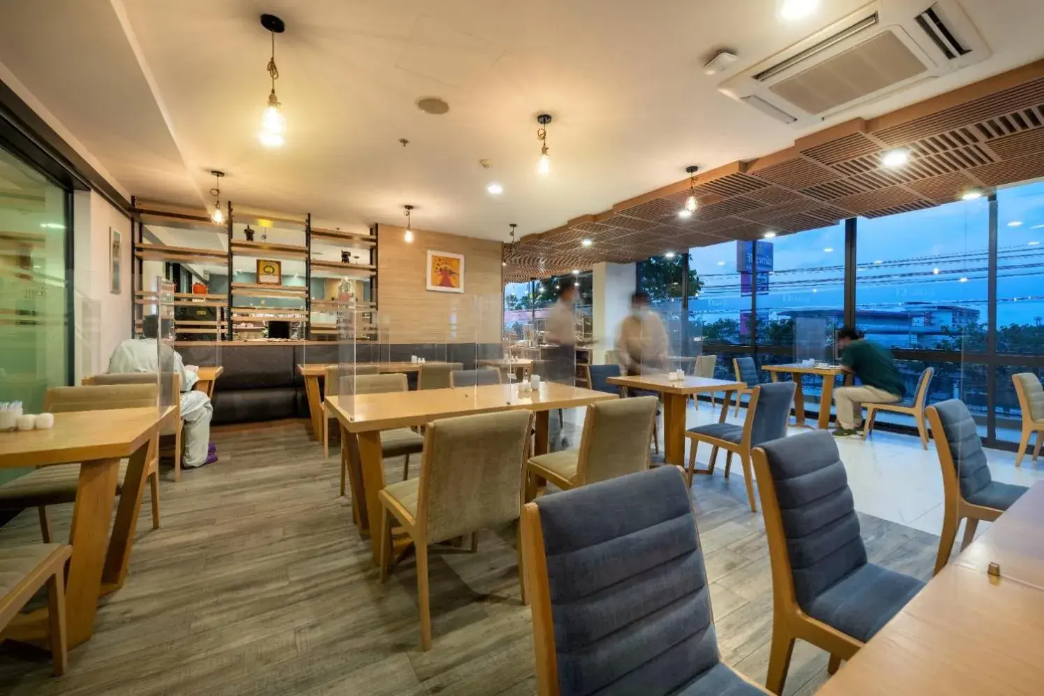 Restaurant/Places to Eat in D Varee Diva Central Rayong Restaurant/Places to Eat in D Varee Diva Central Rayong