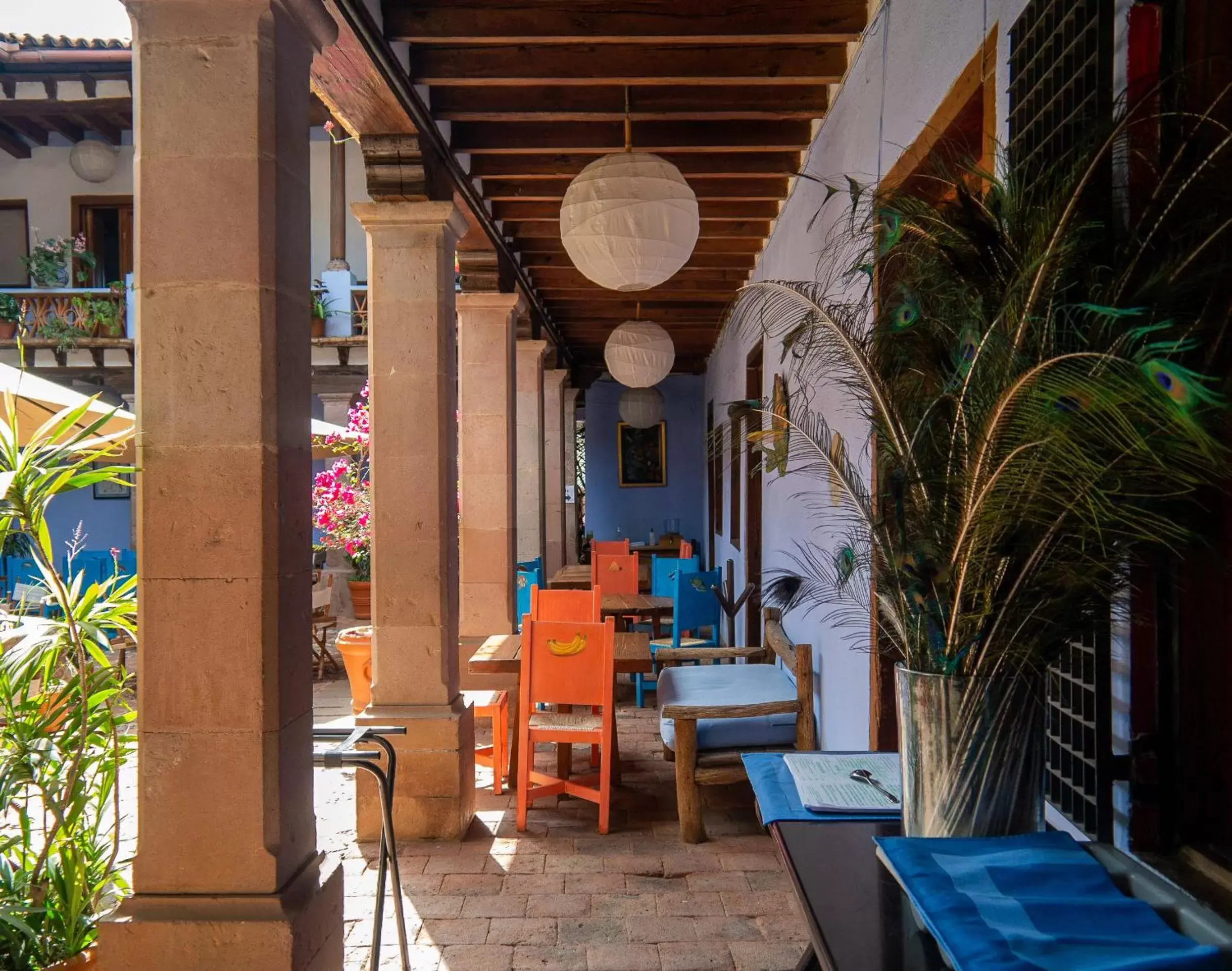 Property building, Restaurant/Places to Eat in Hotel La Batucada